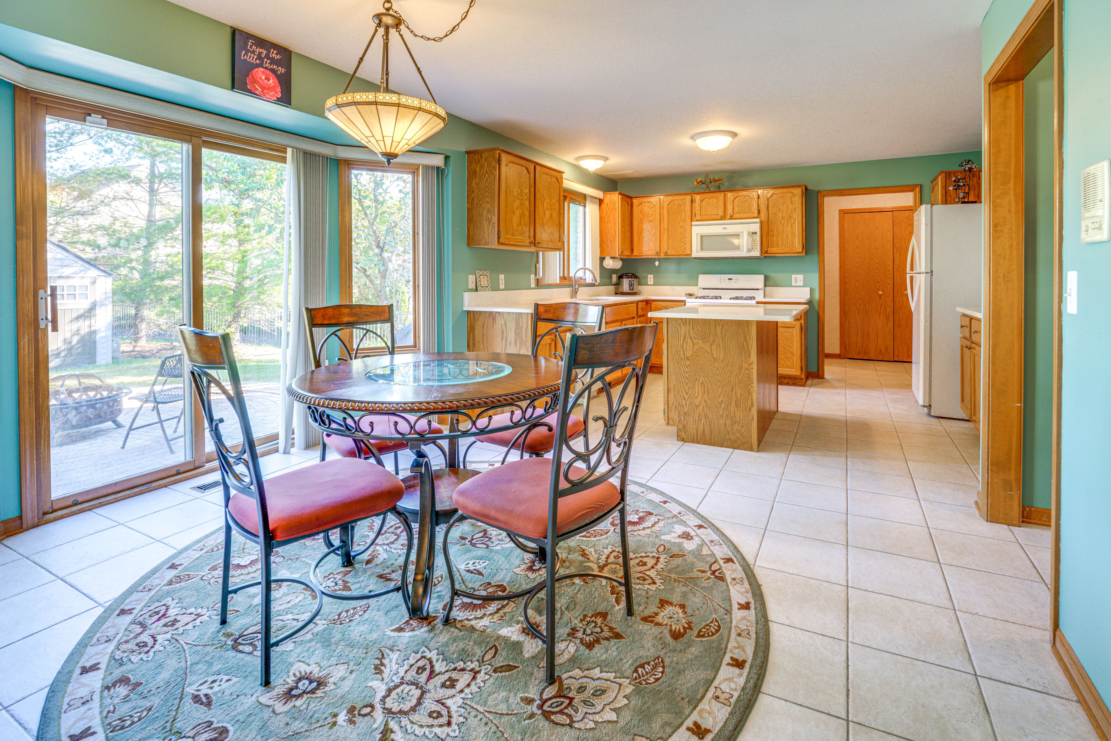 Kitchen & Informal Dining Area | Drip Coffee Maker | Toaster | Dishwasher