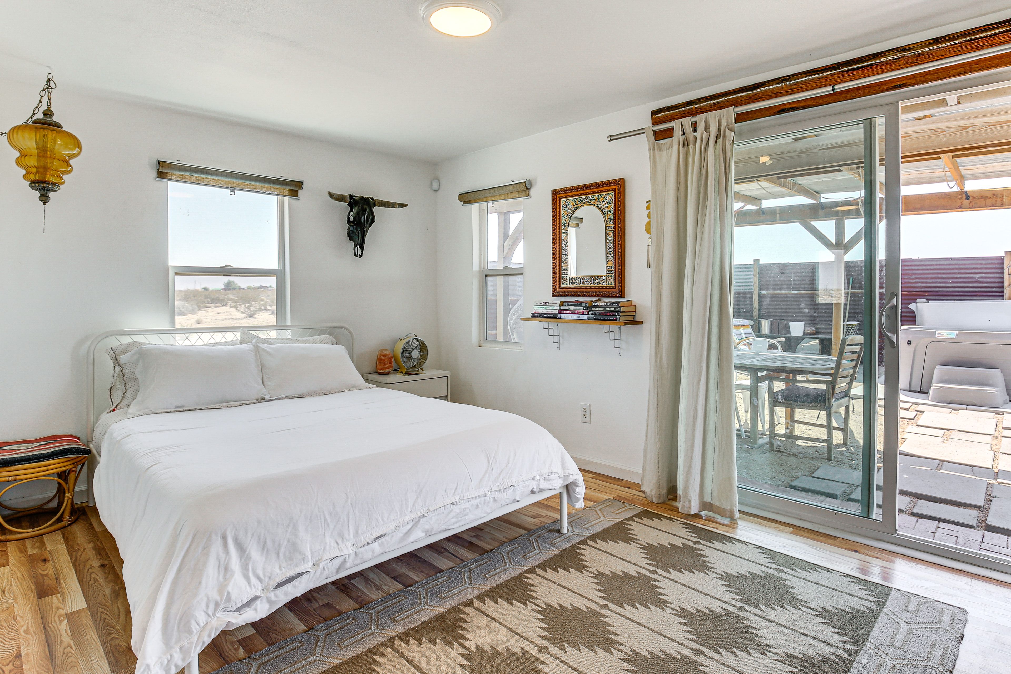 Bedroom | King Bed | Linens Provided | Smart TV