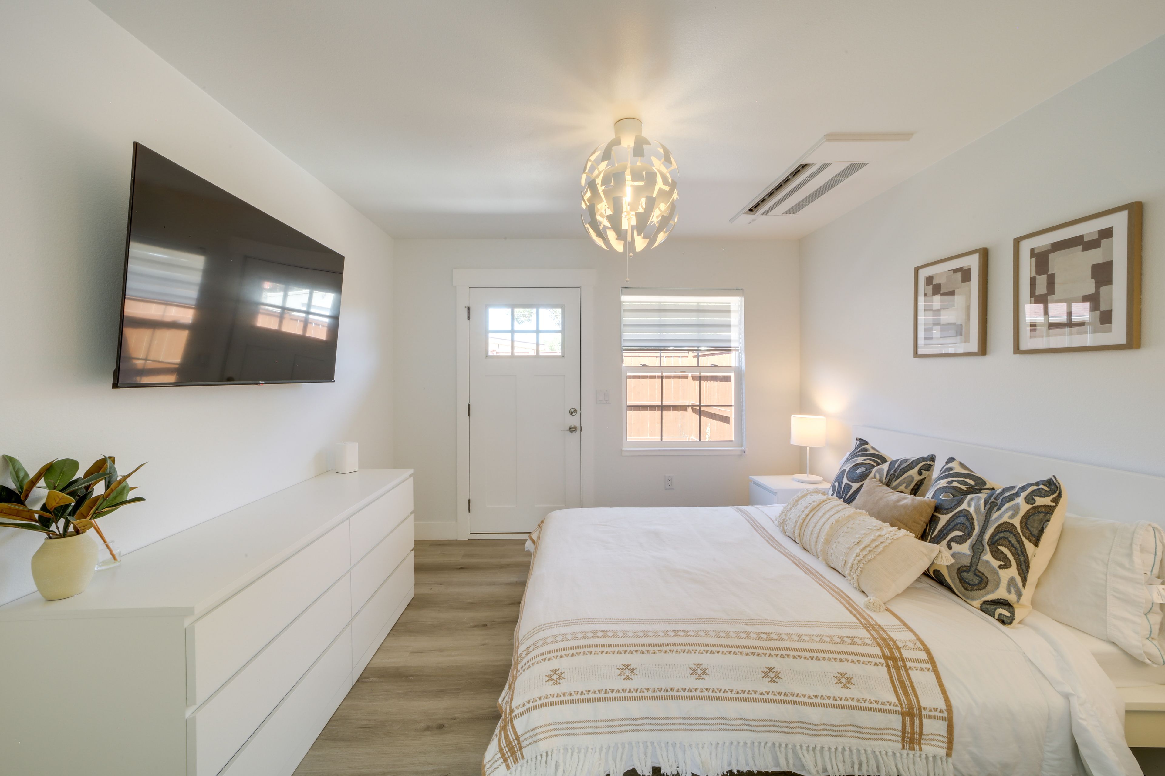 Soap Lake Vacation Rental | Studio | 1BA | 212 Sq Ft | Step-Free Access