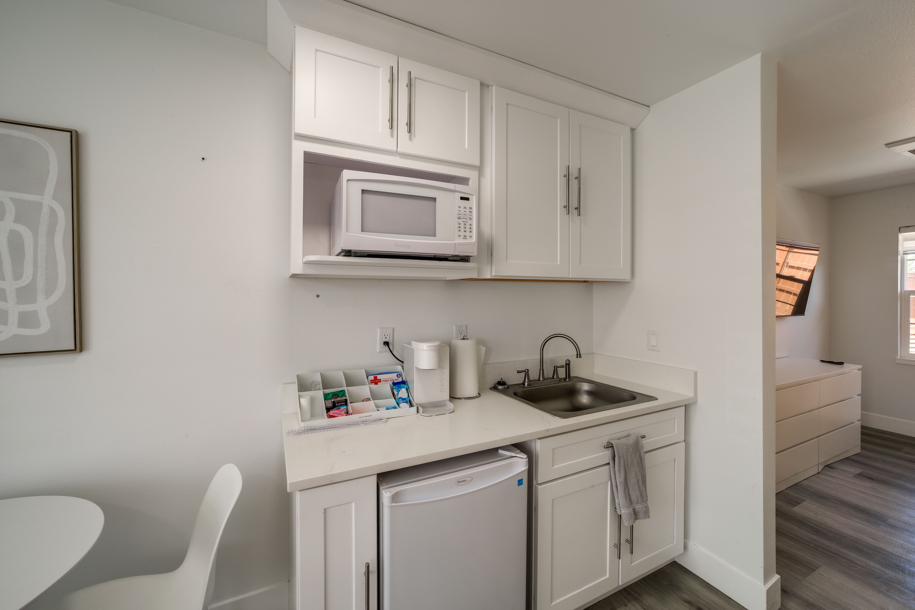 Kitchenette | Cooking Basics | Microwave