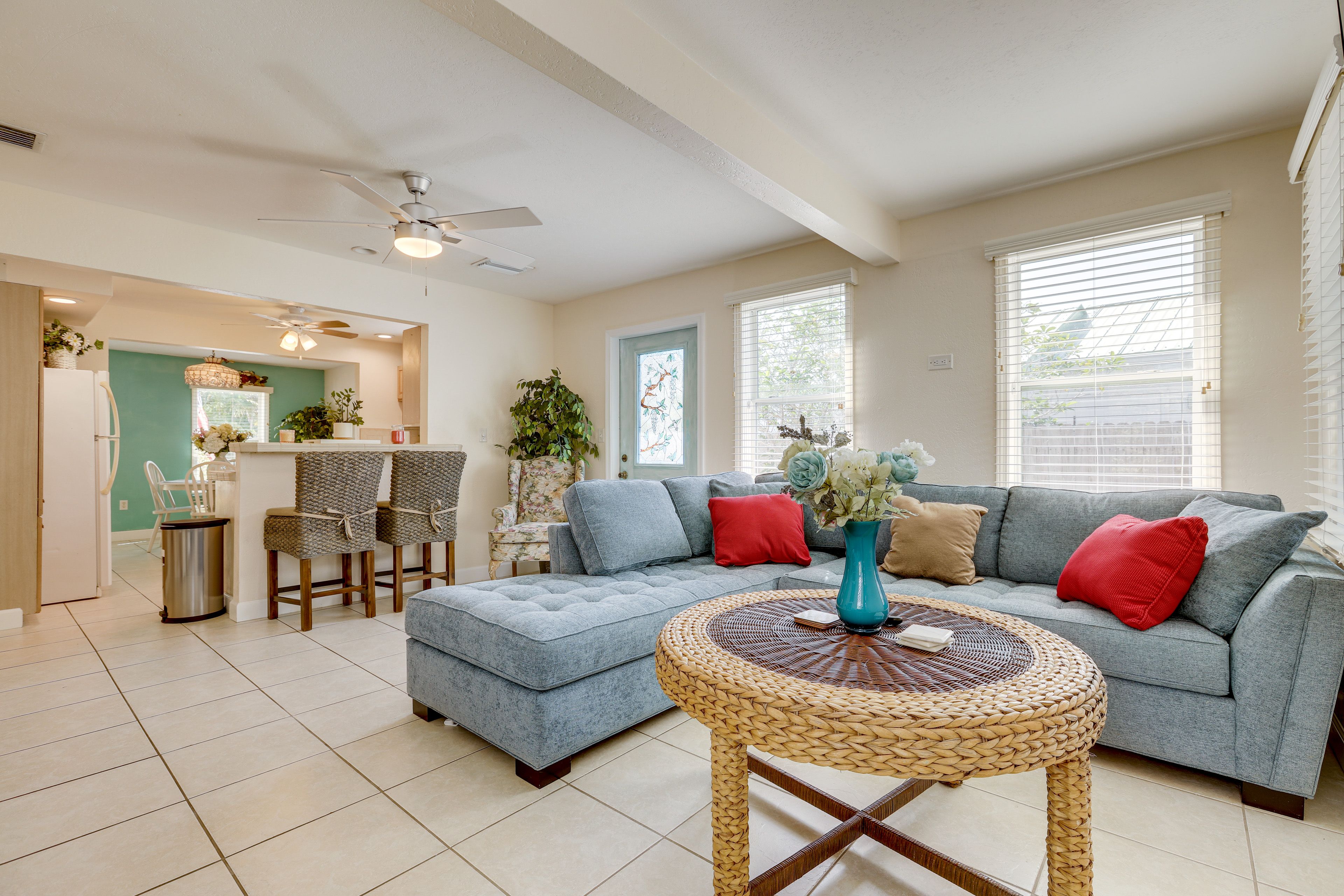 Living Room | Smart TV