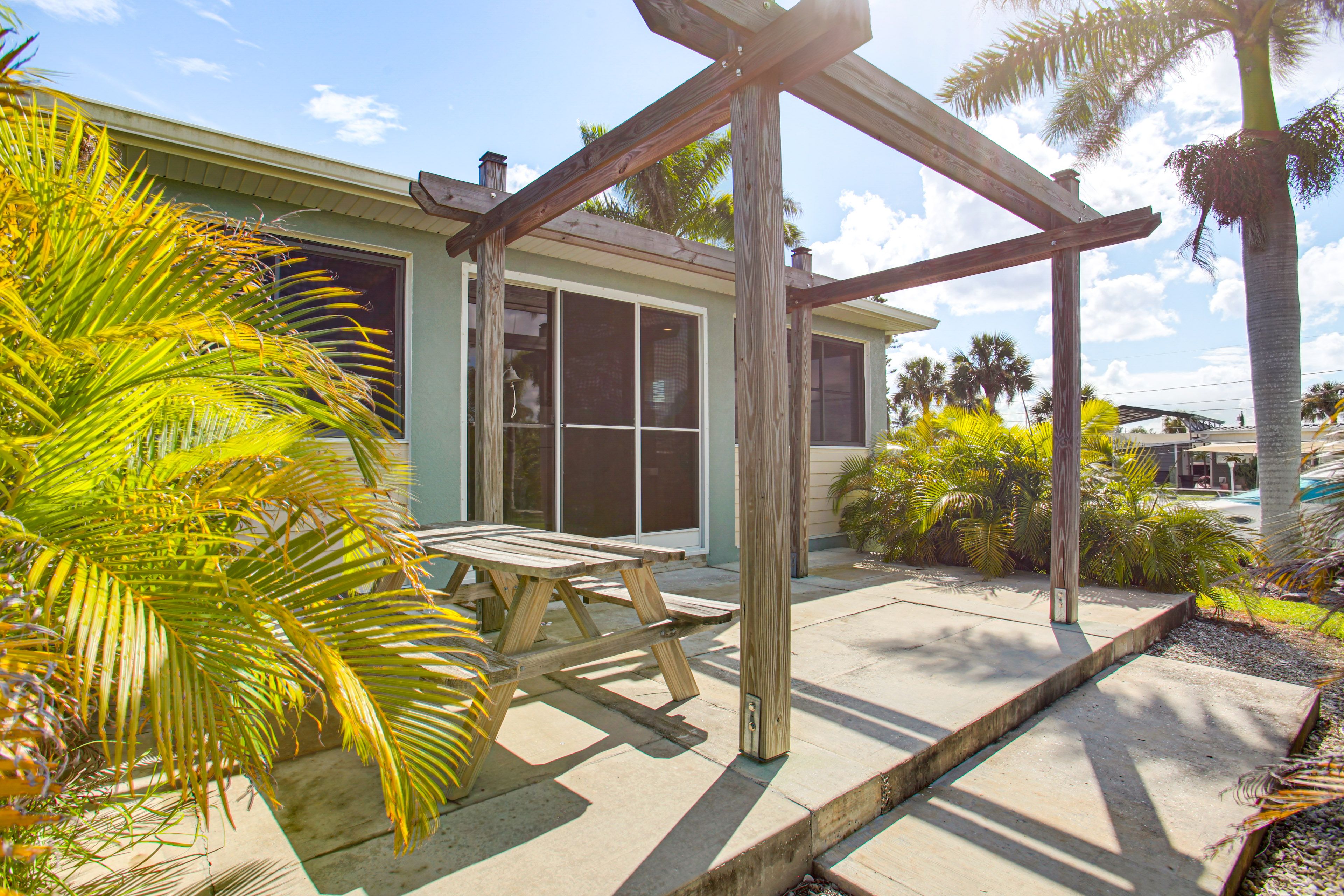 Port Charlotte Vacation Rental | Studio | 1BA | 640 Sq Ft | 3 Steps Required