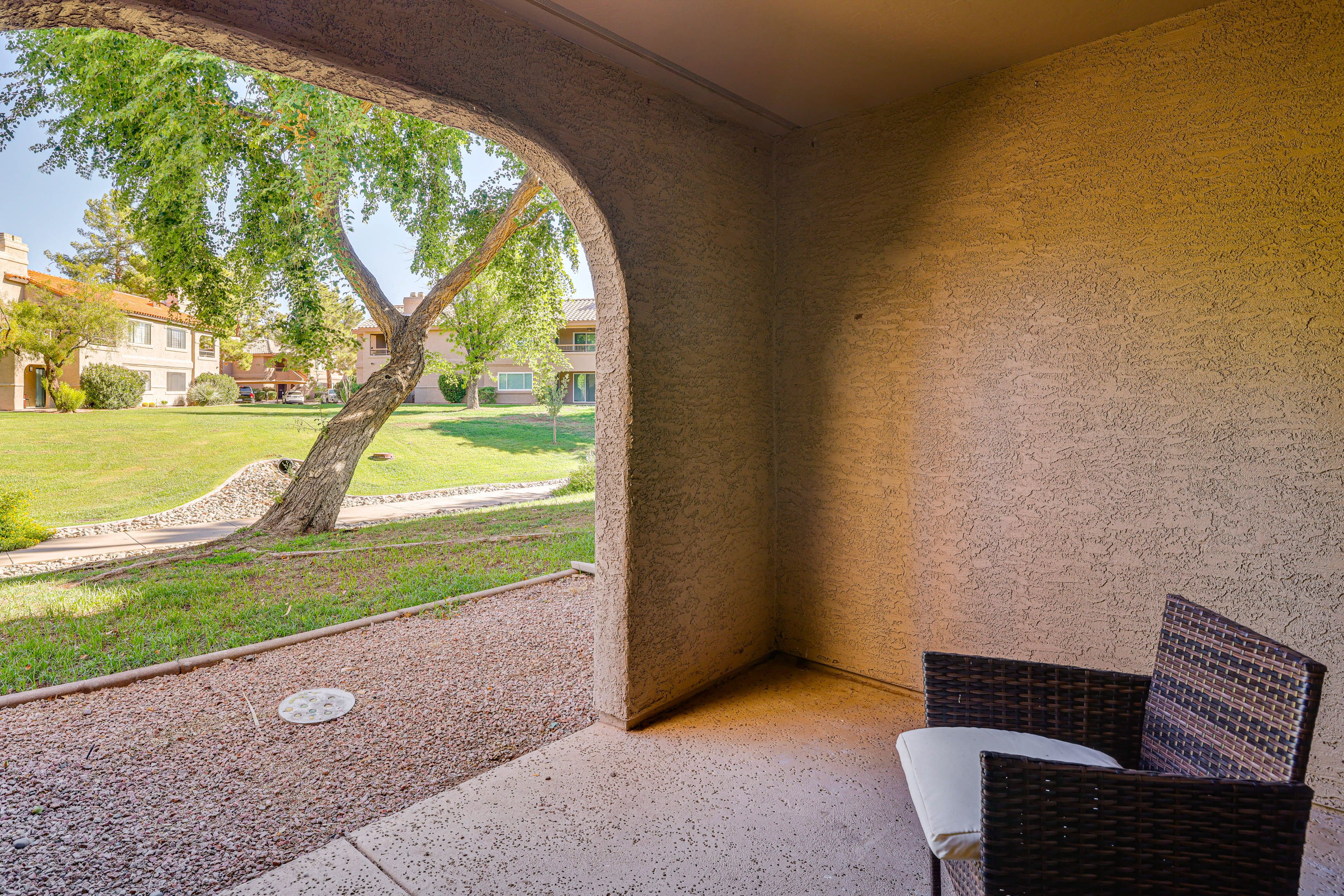 Private Patio | 1st-Floor Unit | 4 Mi to McCormick Ranch Golf Club
