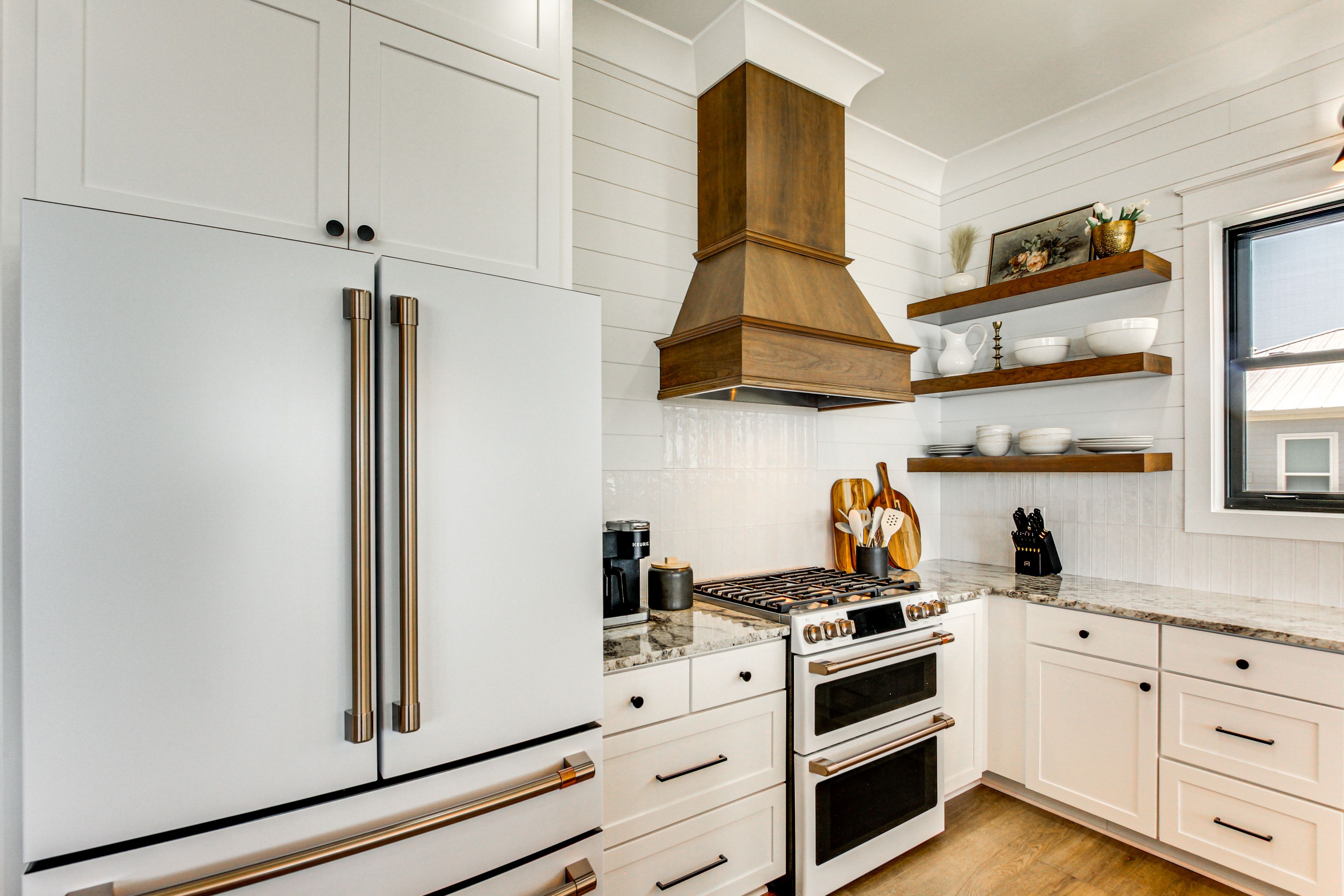 Kitchen | Trash Bags/Paper Towels