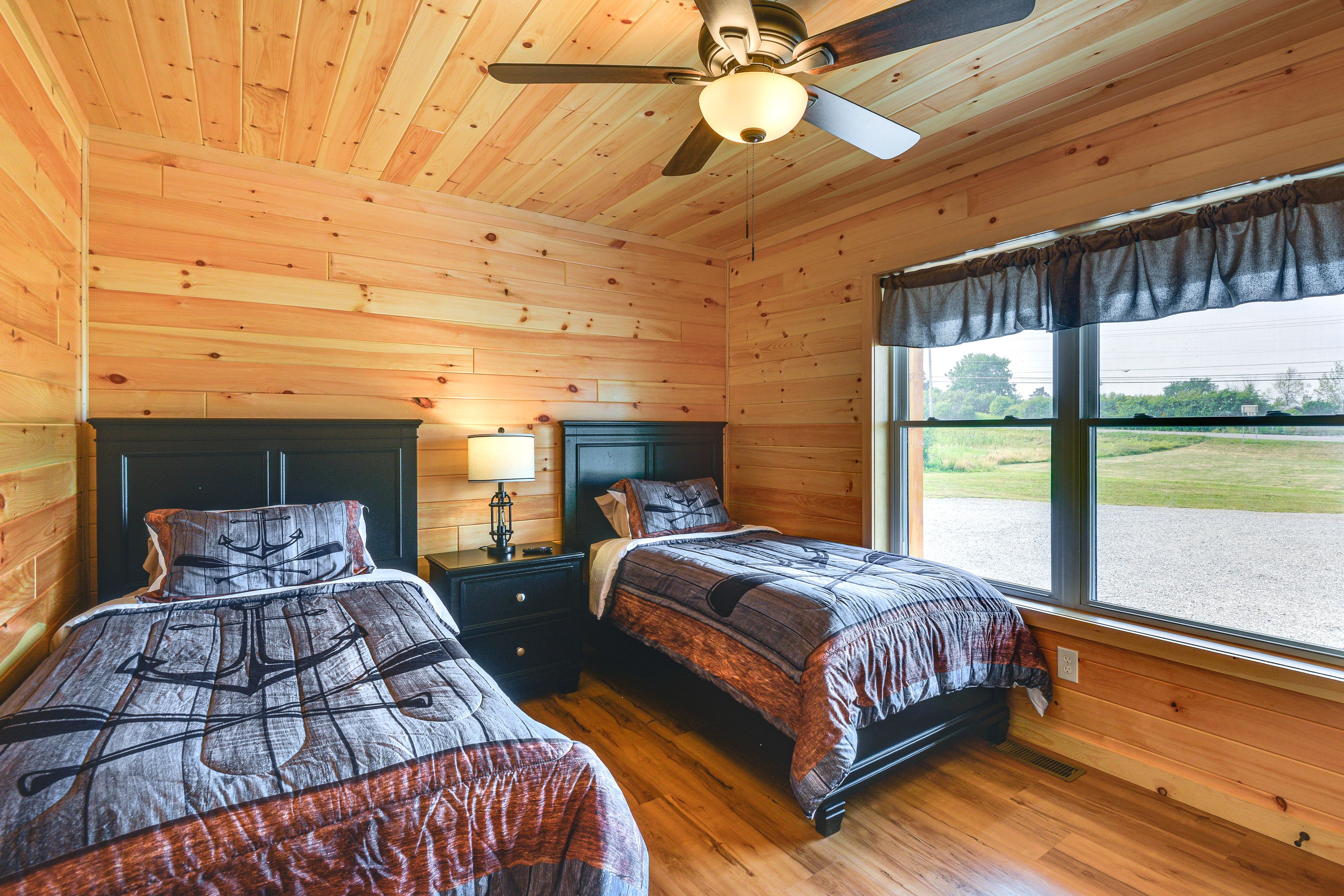 Bedroom 3 | 2 Twin Beds