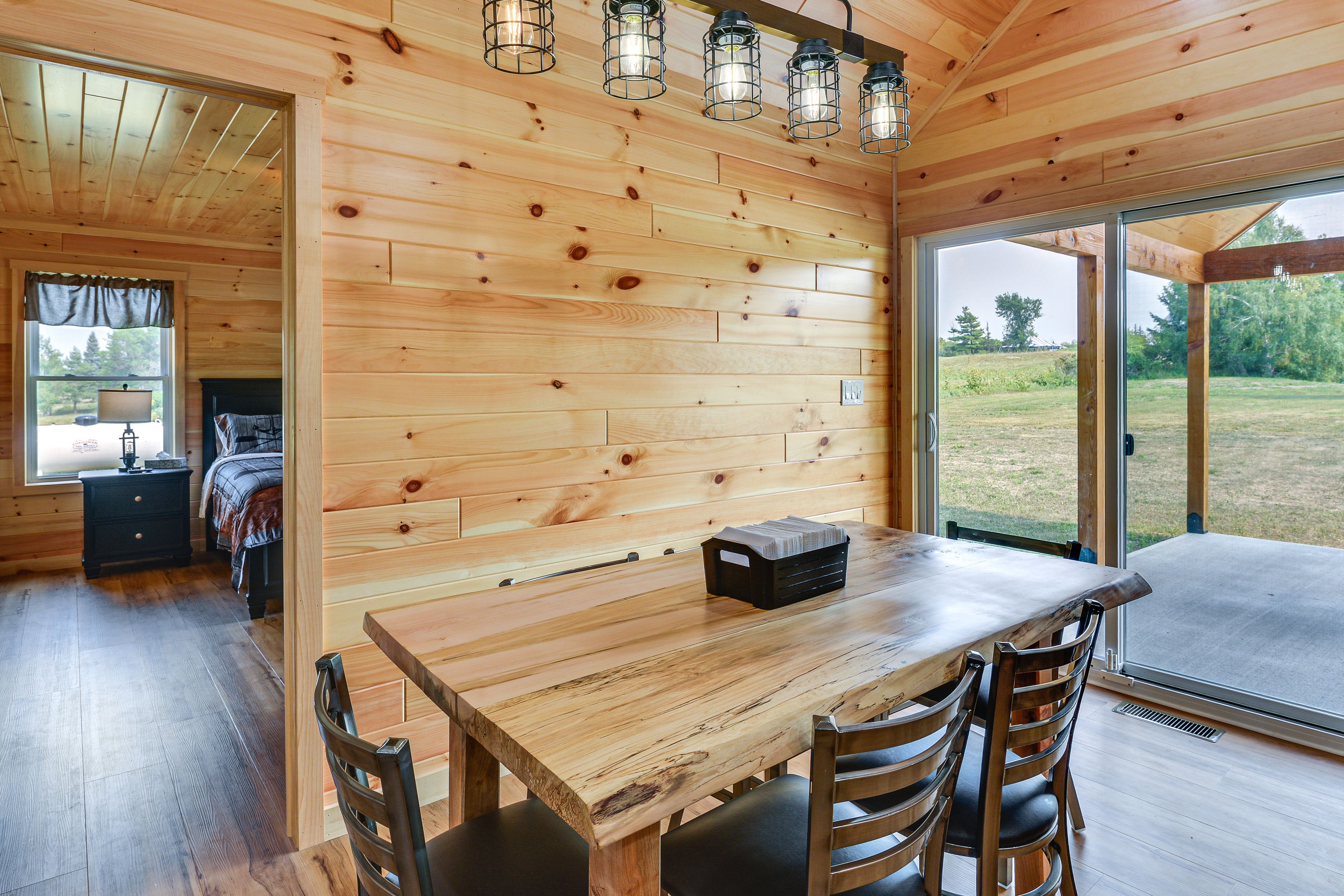 Dining Area | Dishware & Flatware