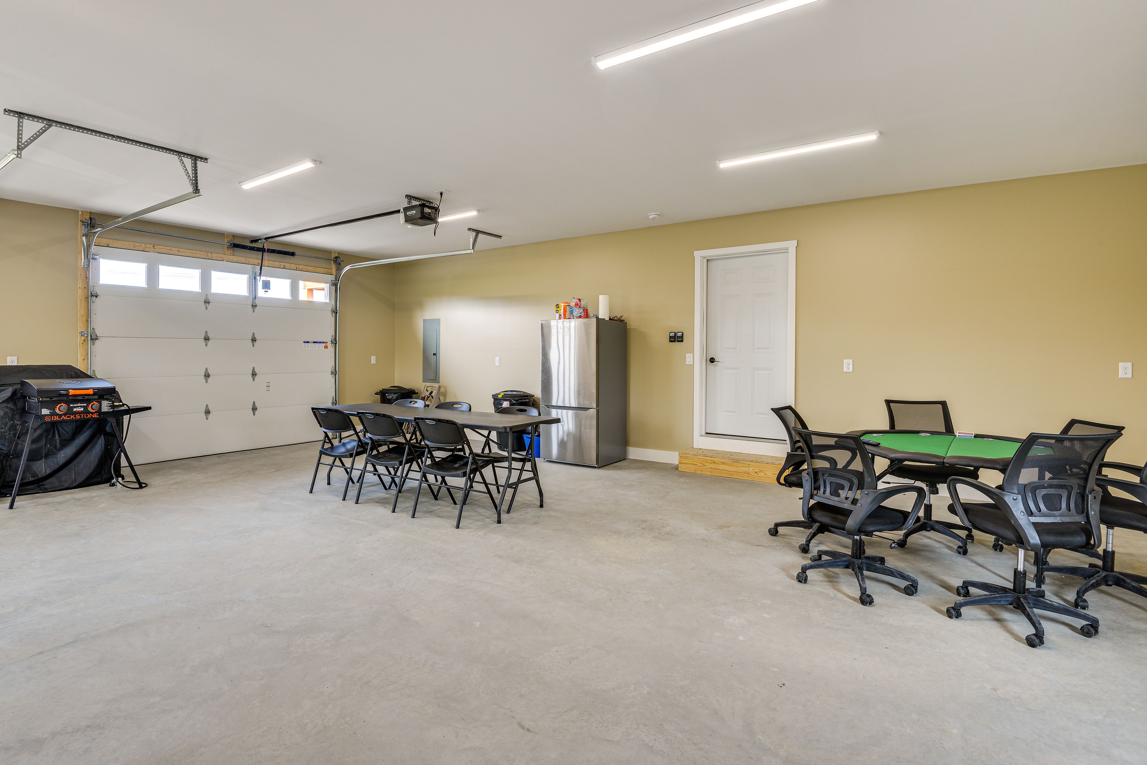 Converted Garage | Poker Table