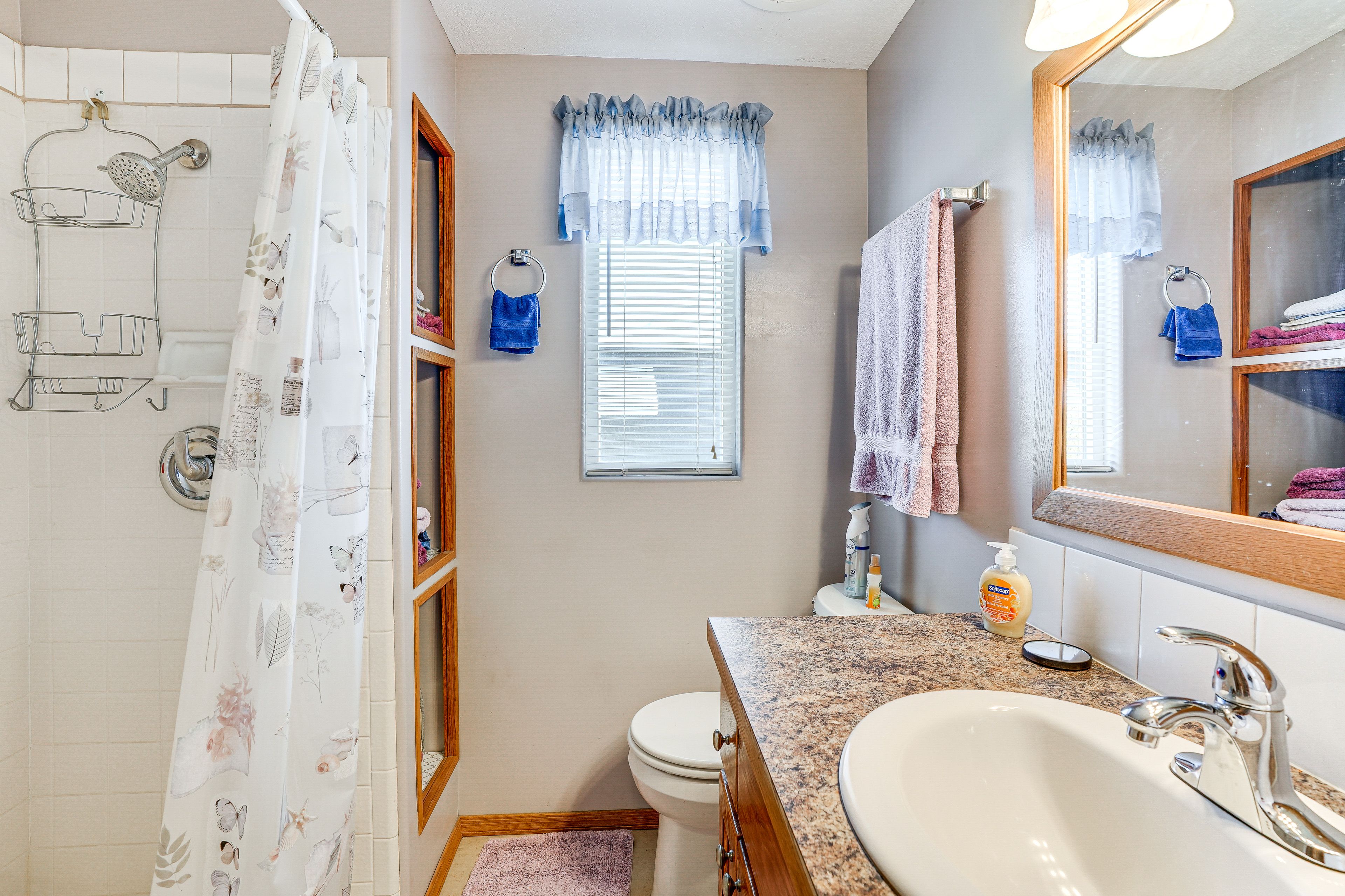 Bathroom | Towels Provided