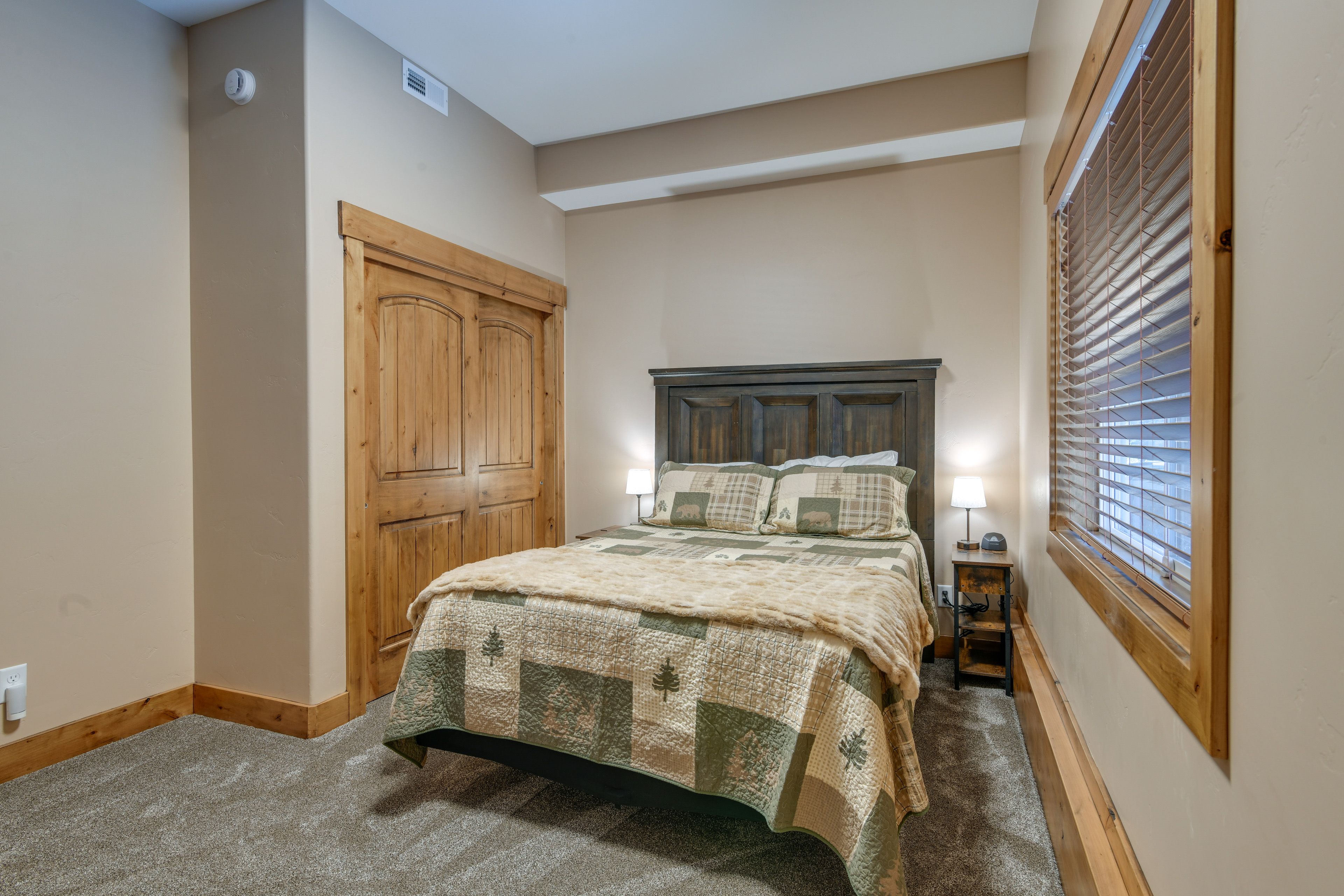 Bedroom 1 | Queen Bed | Linens Provided