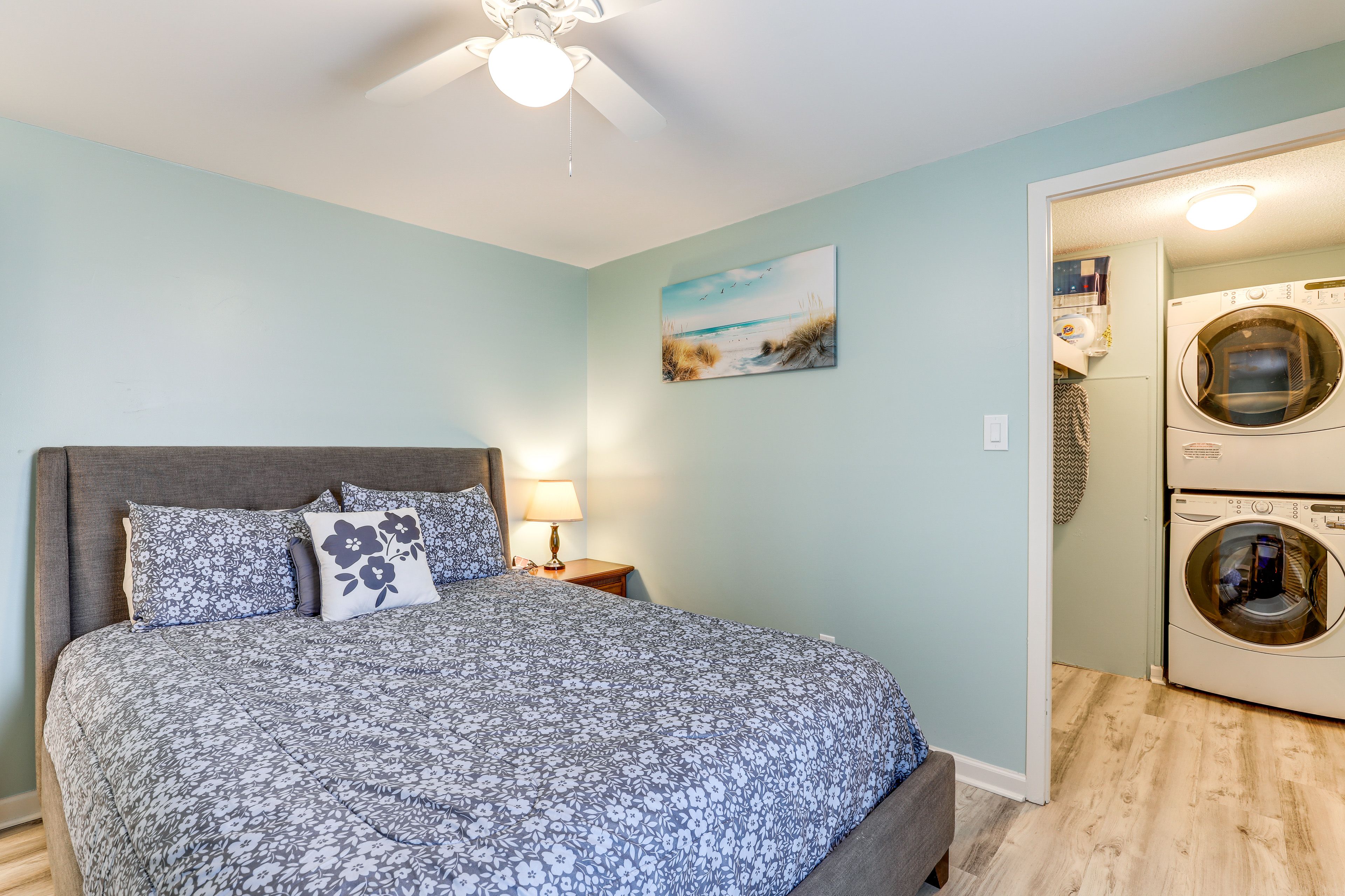 Bedroom 2 | Queen Bed