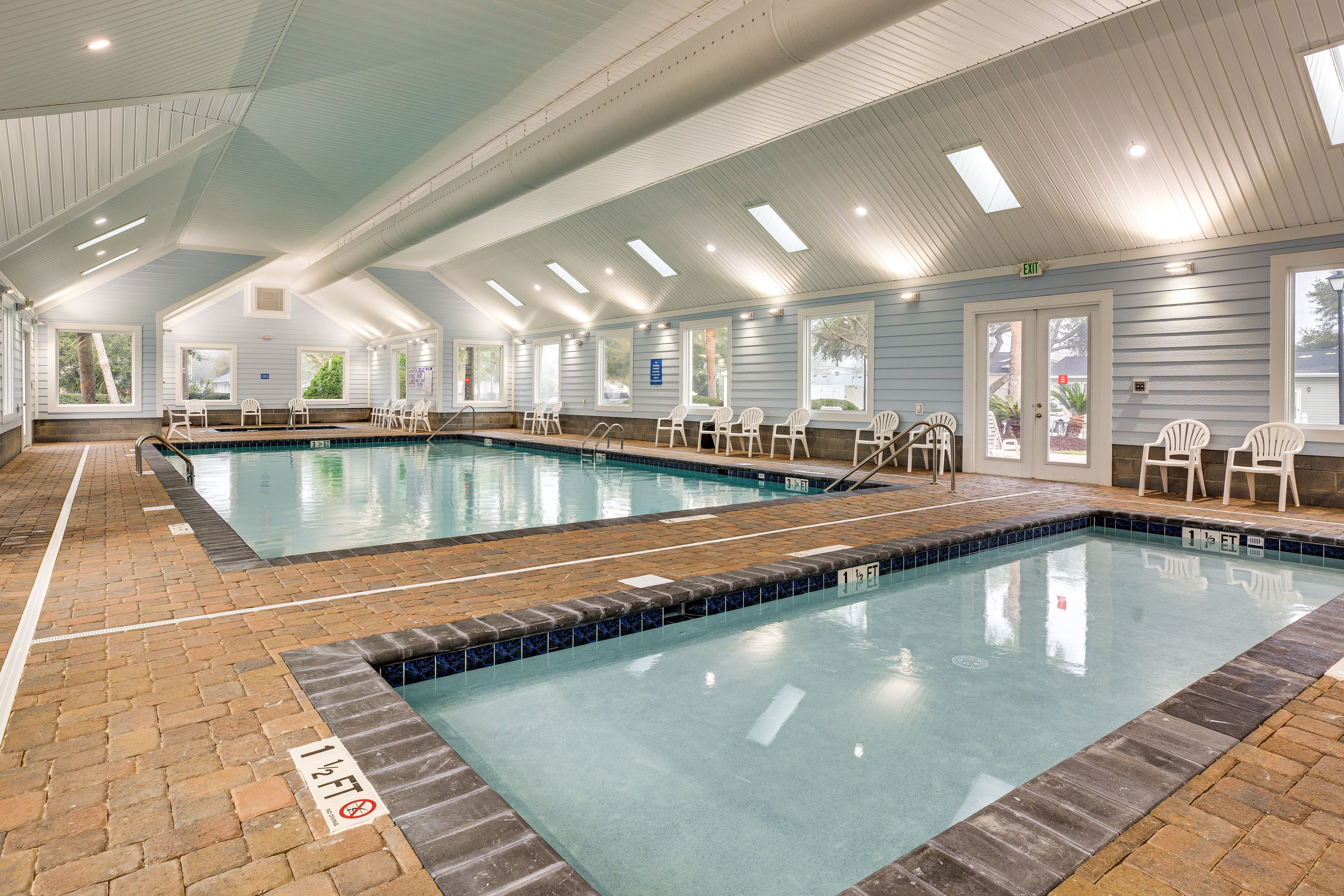 Community Amenities | Indoor Pool & Hot Tub