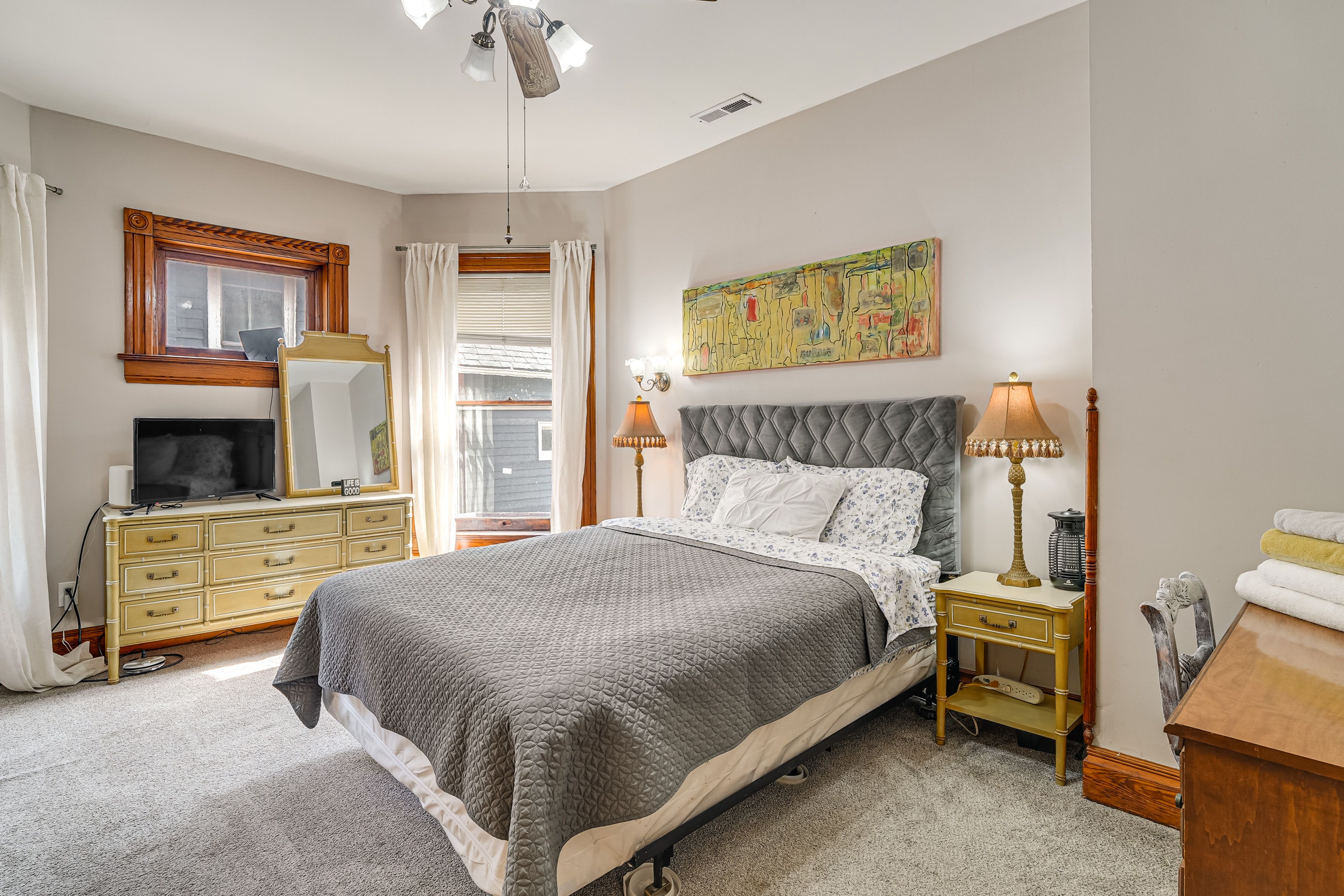 Bedroom 2 | Queen Bed | 2nd Floor