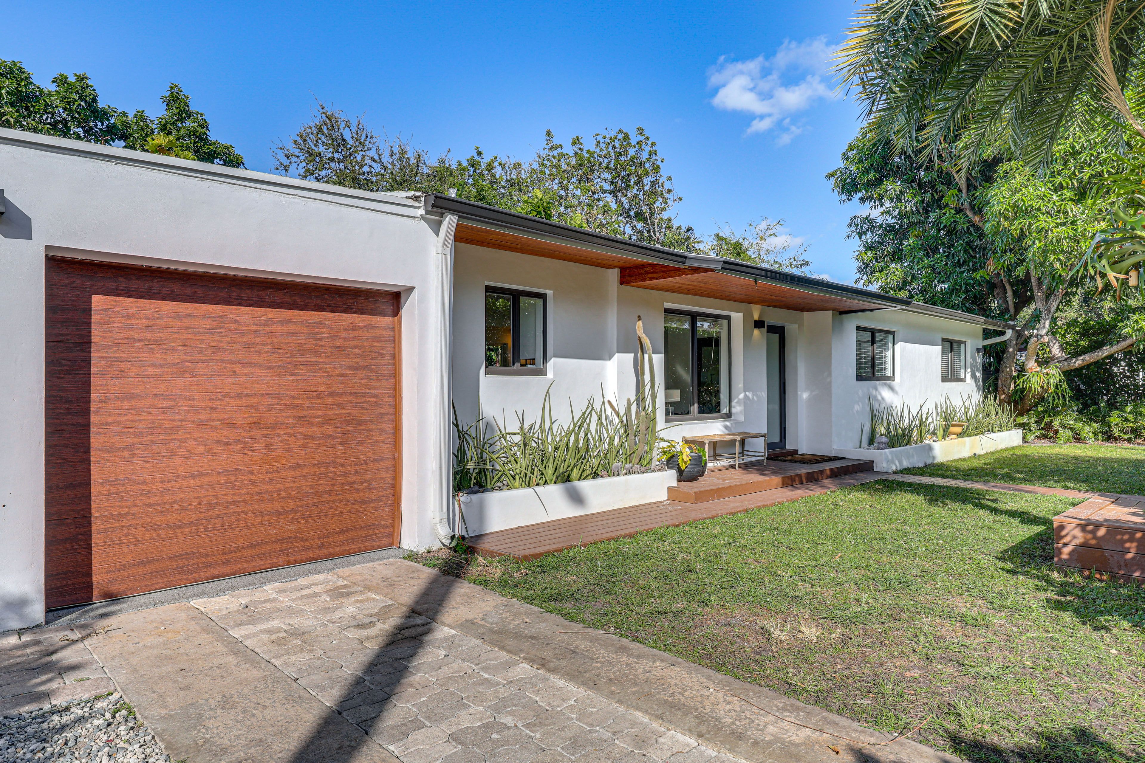 Parking | Driveway (1 Vehicle)