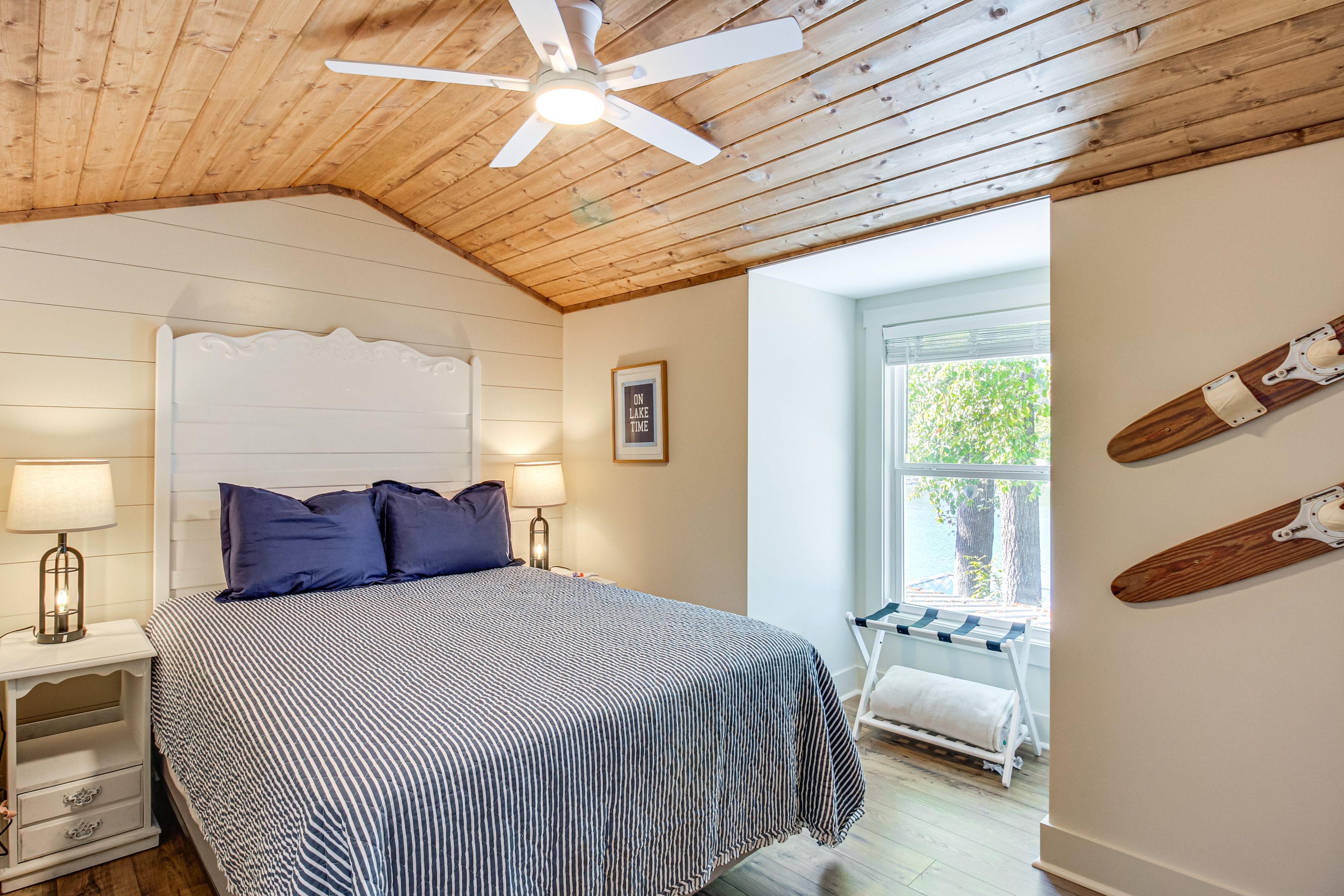 Bedroom 3 | 2nd Floor | Queen Bed