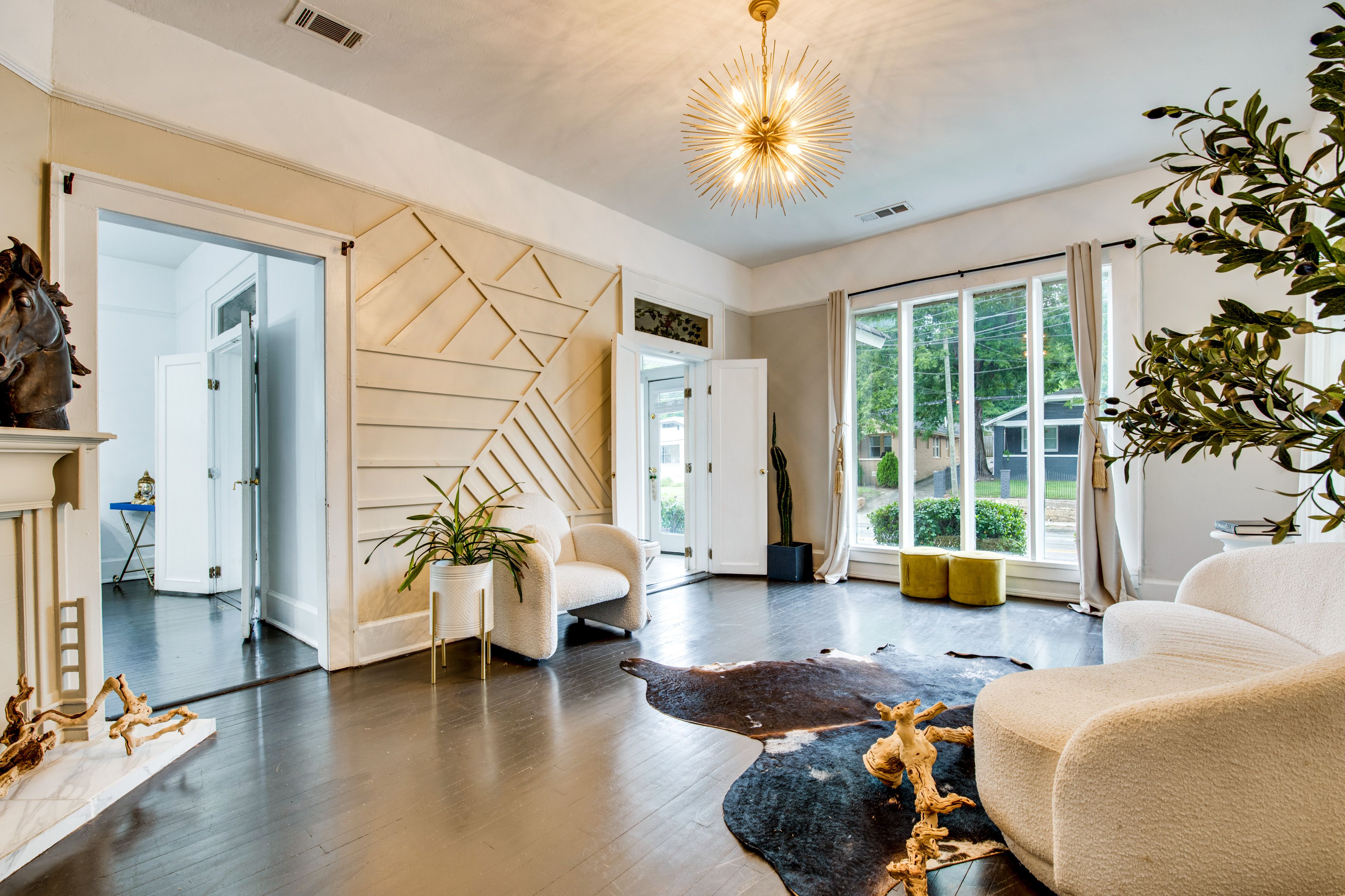 Living Room | Smart TV
