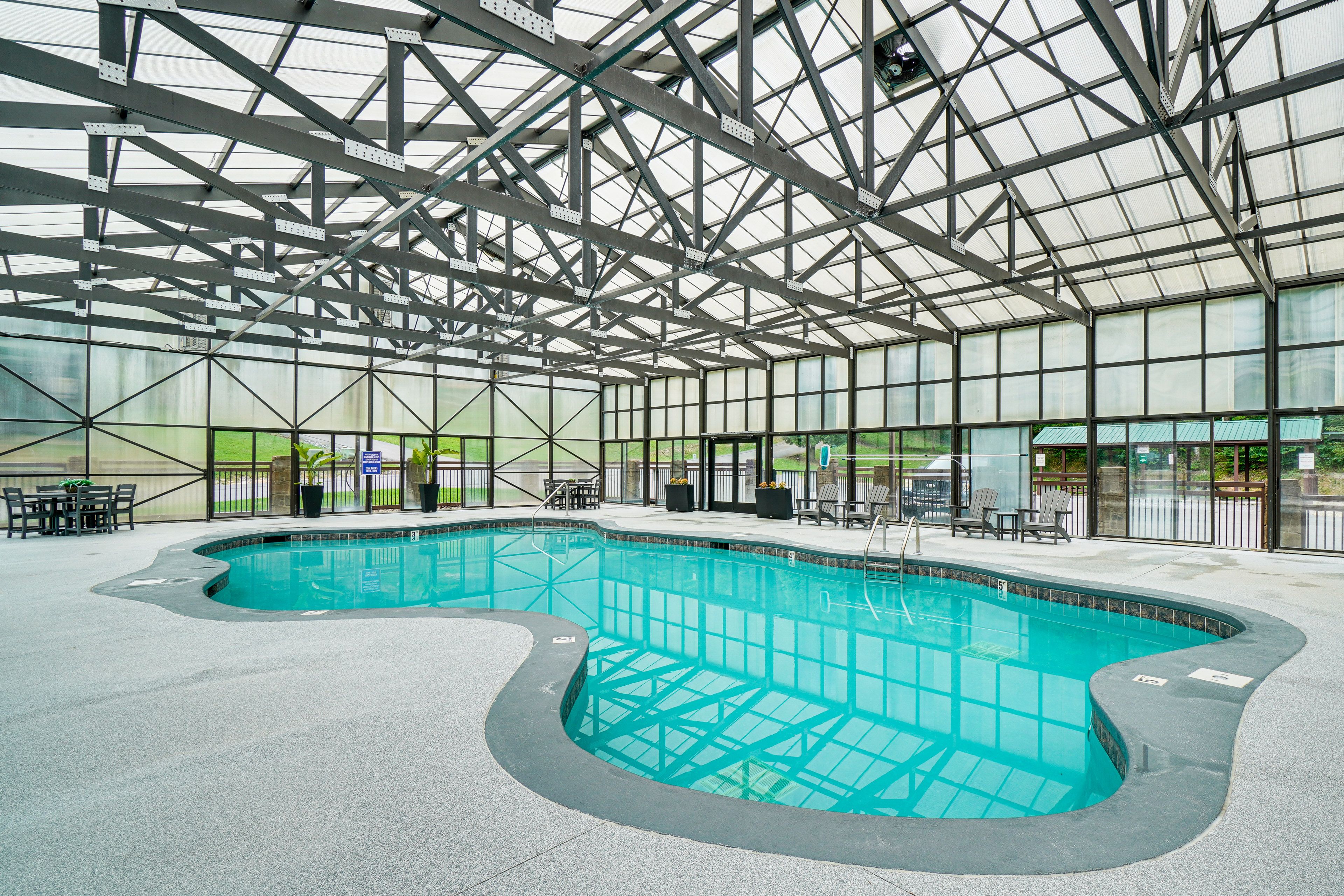 Community Pool | Hidden Springs Resort