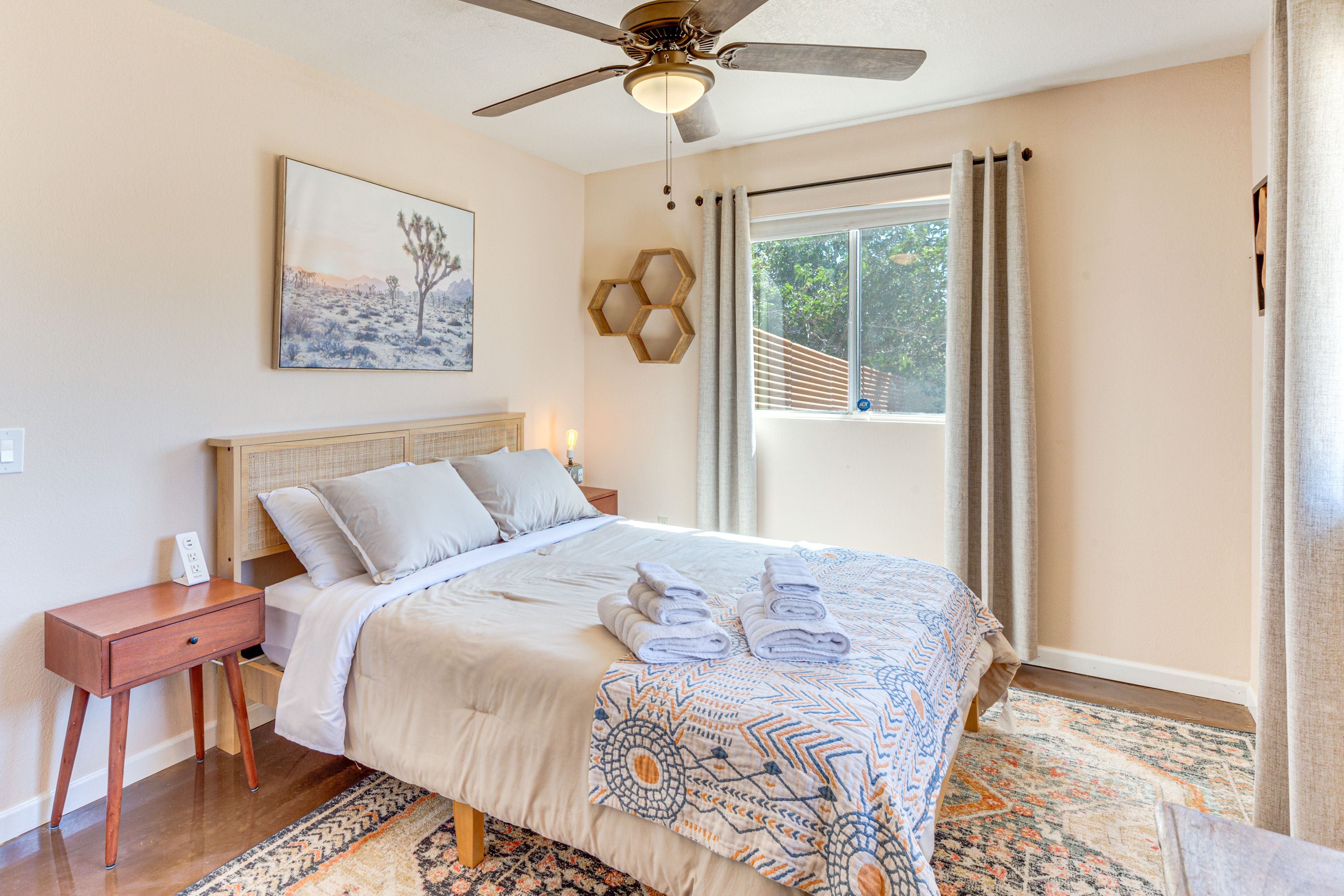 Bedroom 1 | Queen Bed | Linens Provided