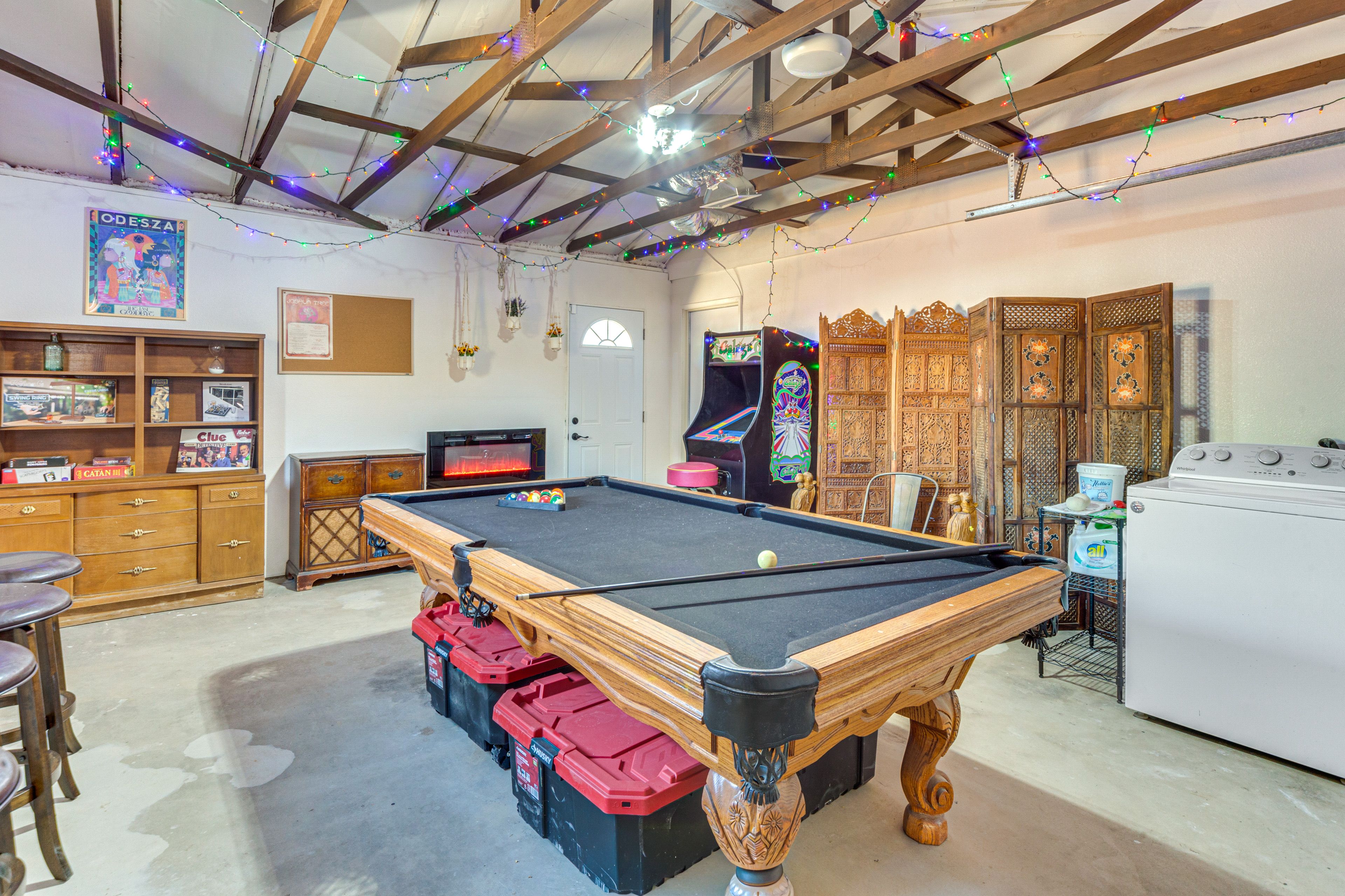 Garage Game Room | Arcade Machine | Pool Table