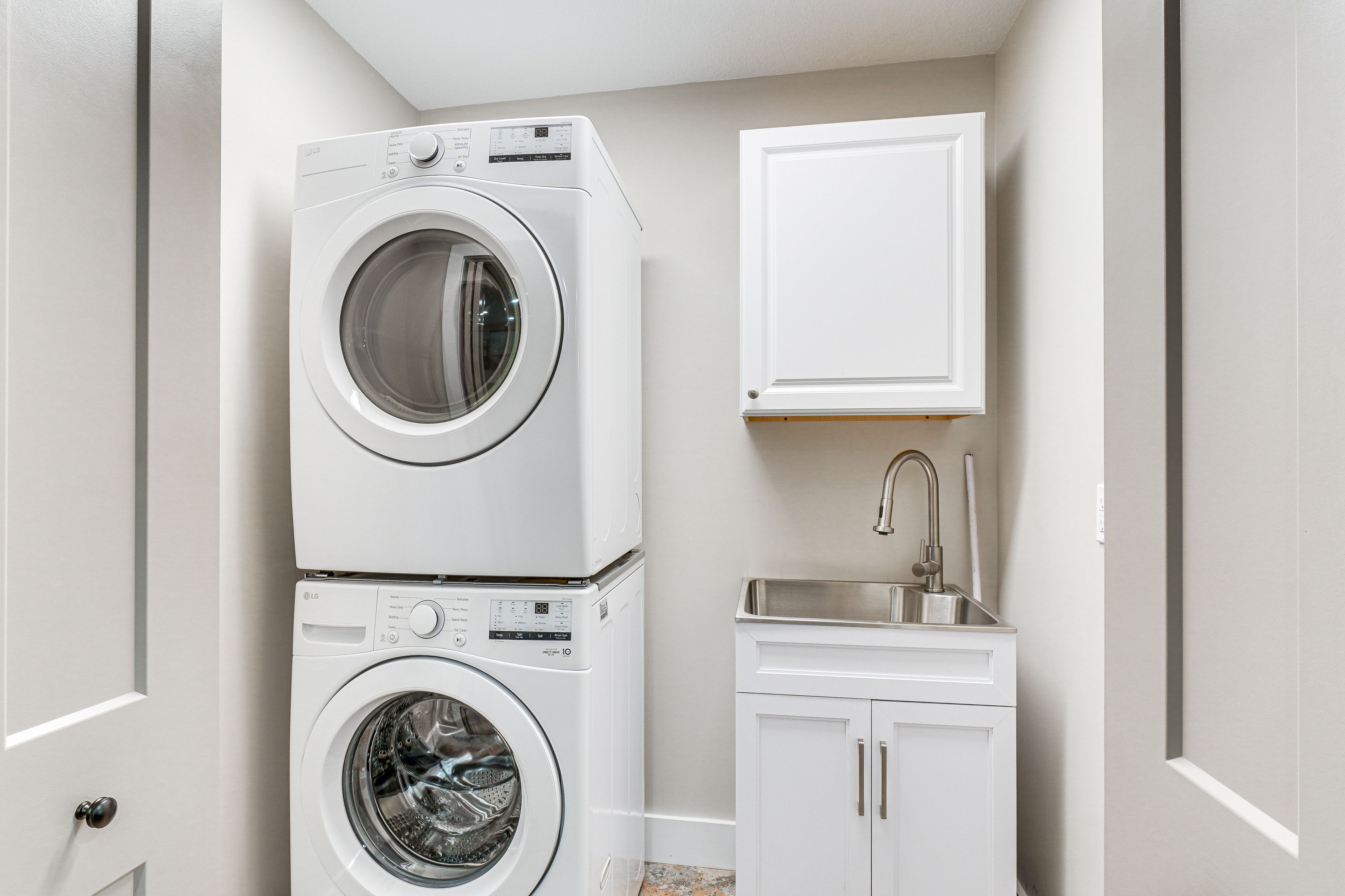 Laundry Room | 2nd Floor