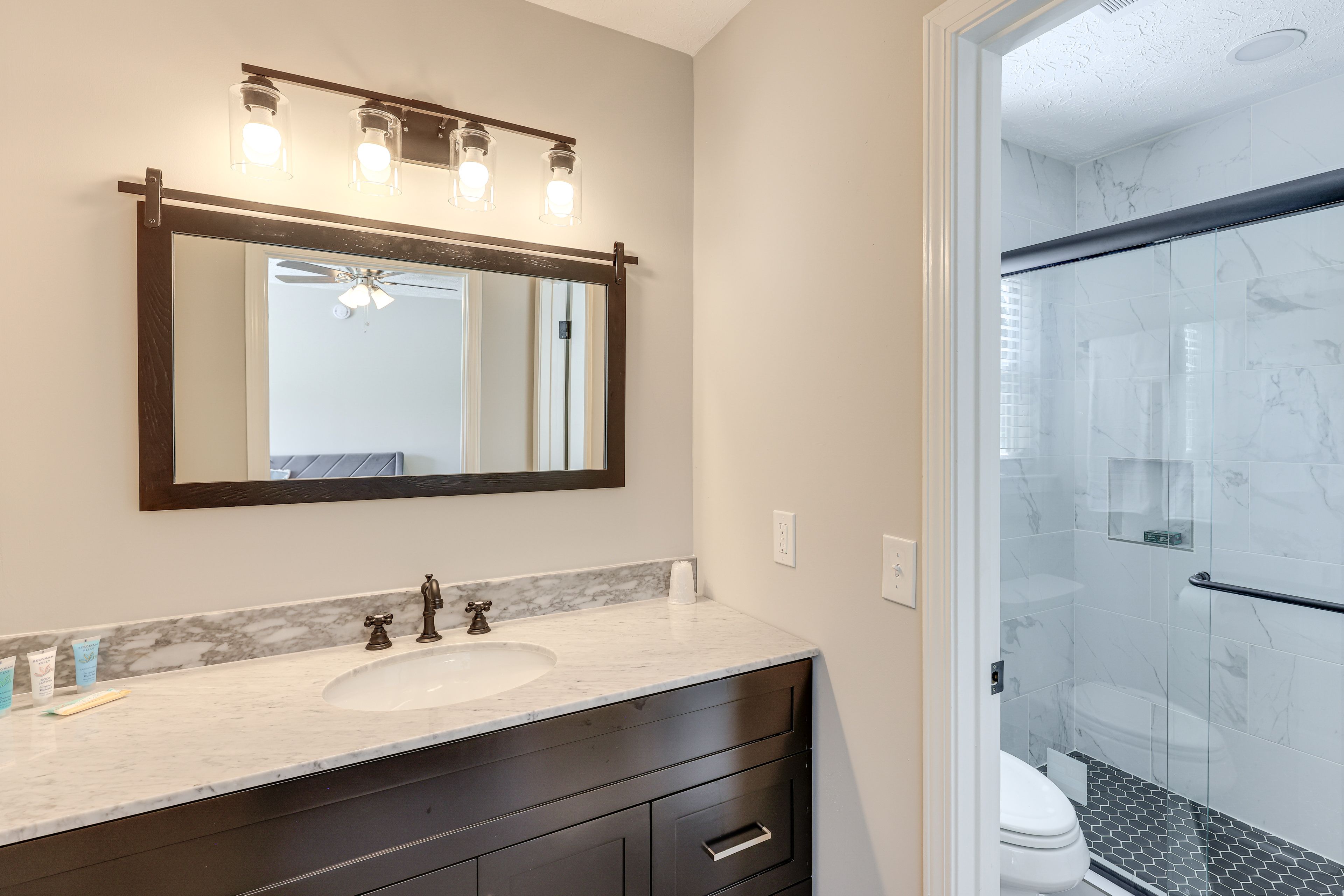 En-Suite Bathroom | Towels Provided | Hair Dryer