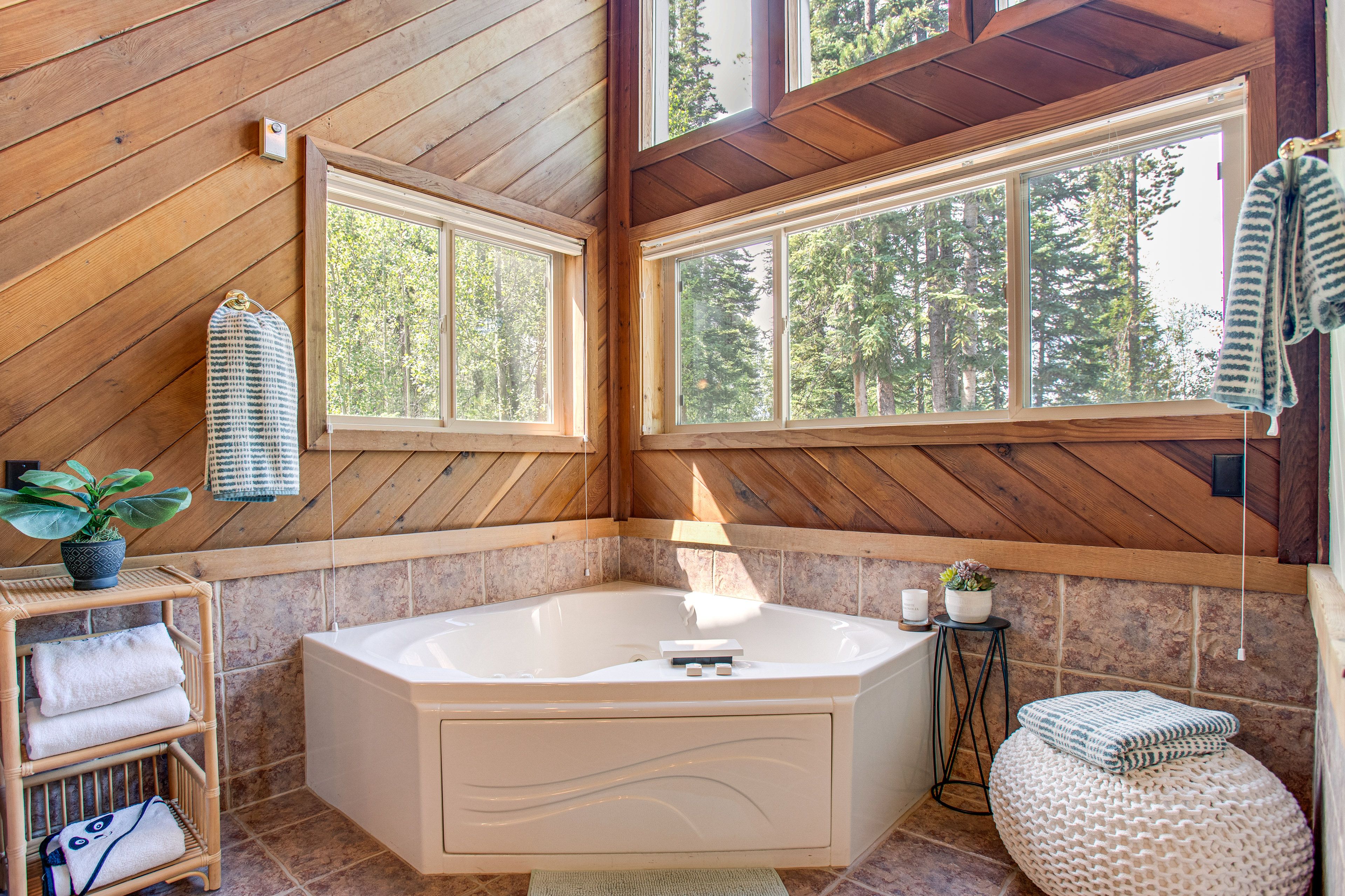 Bathroom | Towels Provided | 1st Floor