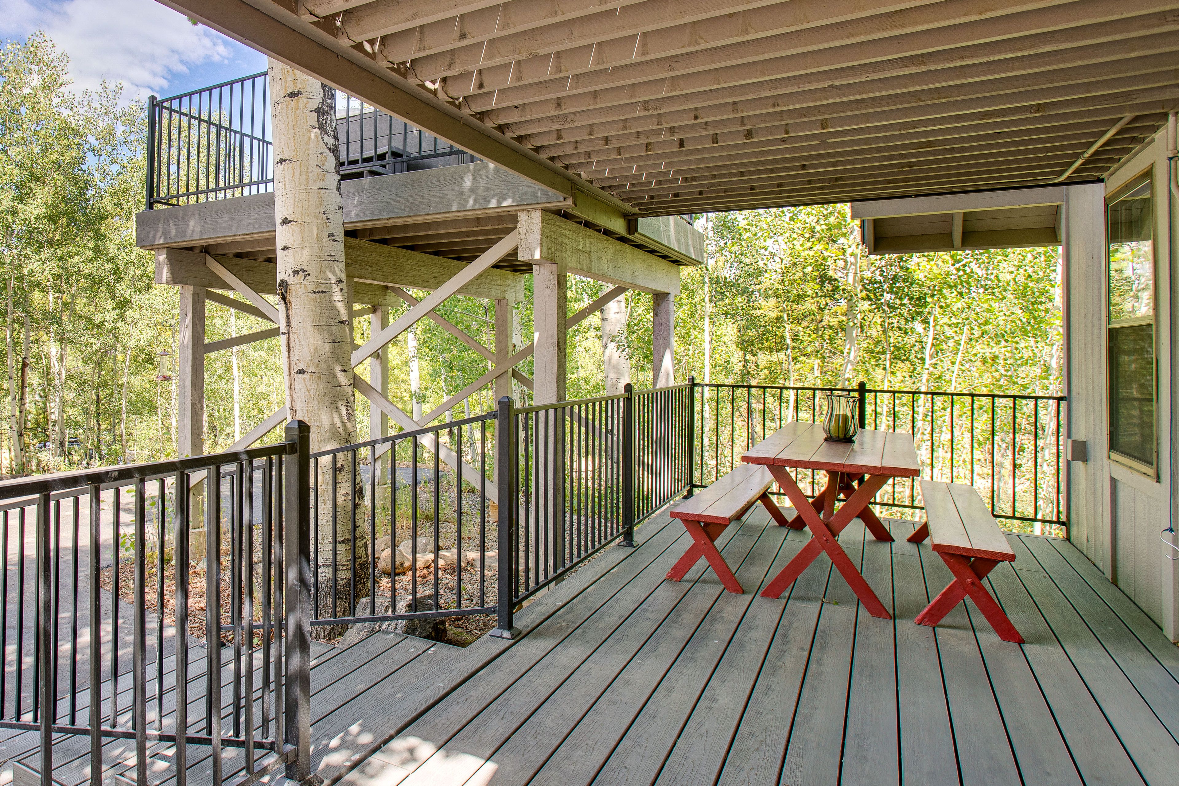 Lower Deck