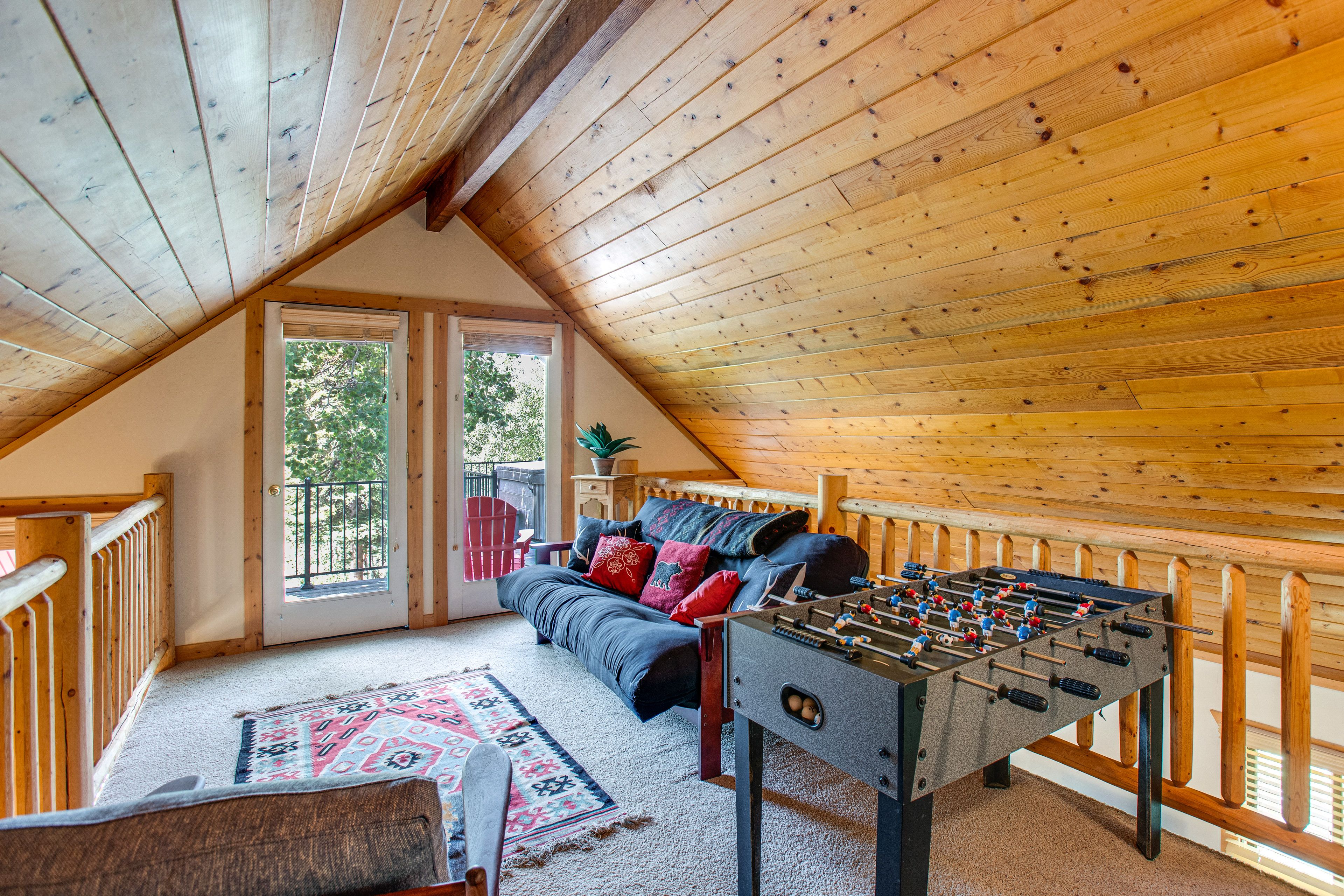 Loft | Full Futon