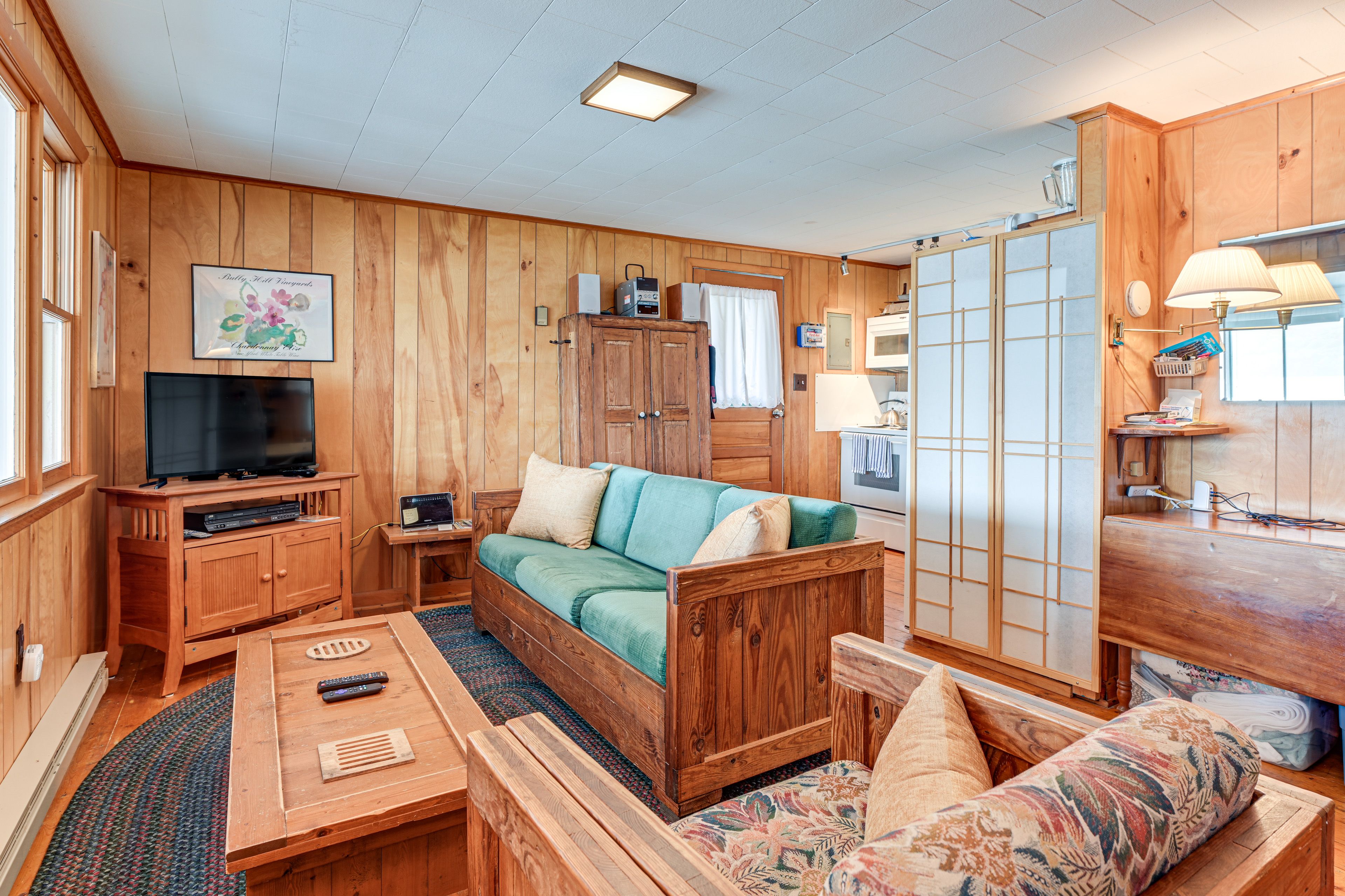 Living Room | Free WiFi | Electric Baseboard Heat