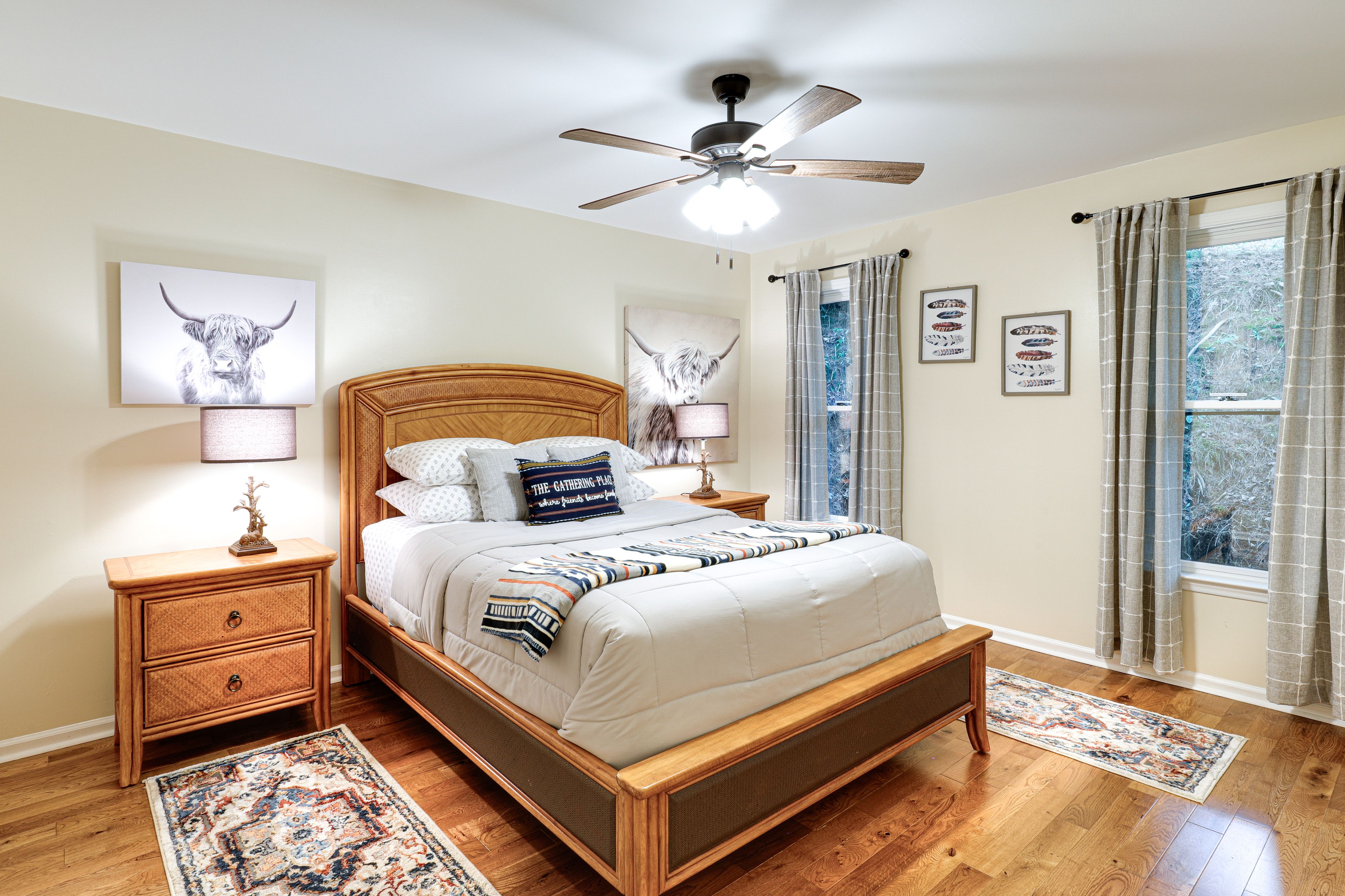 Bedroom 2 | Queen Bed