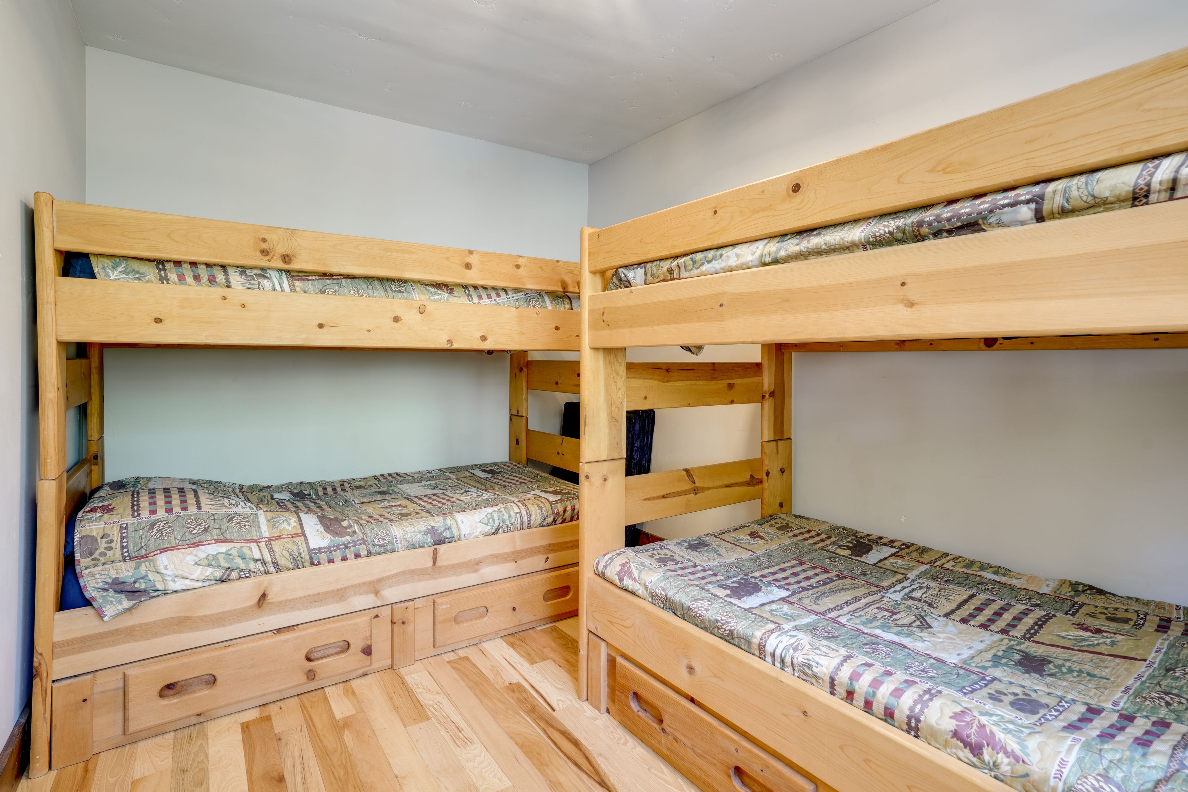 Bedroom 3 | 2 Twin Bunk Beds | 3rd Floor