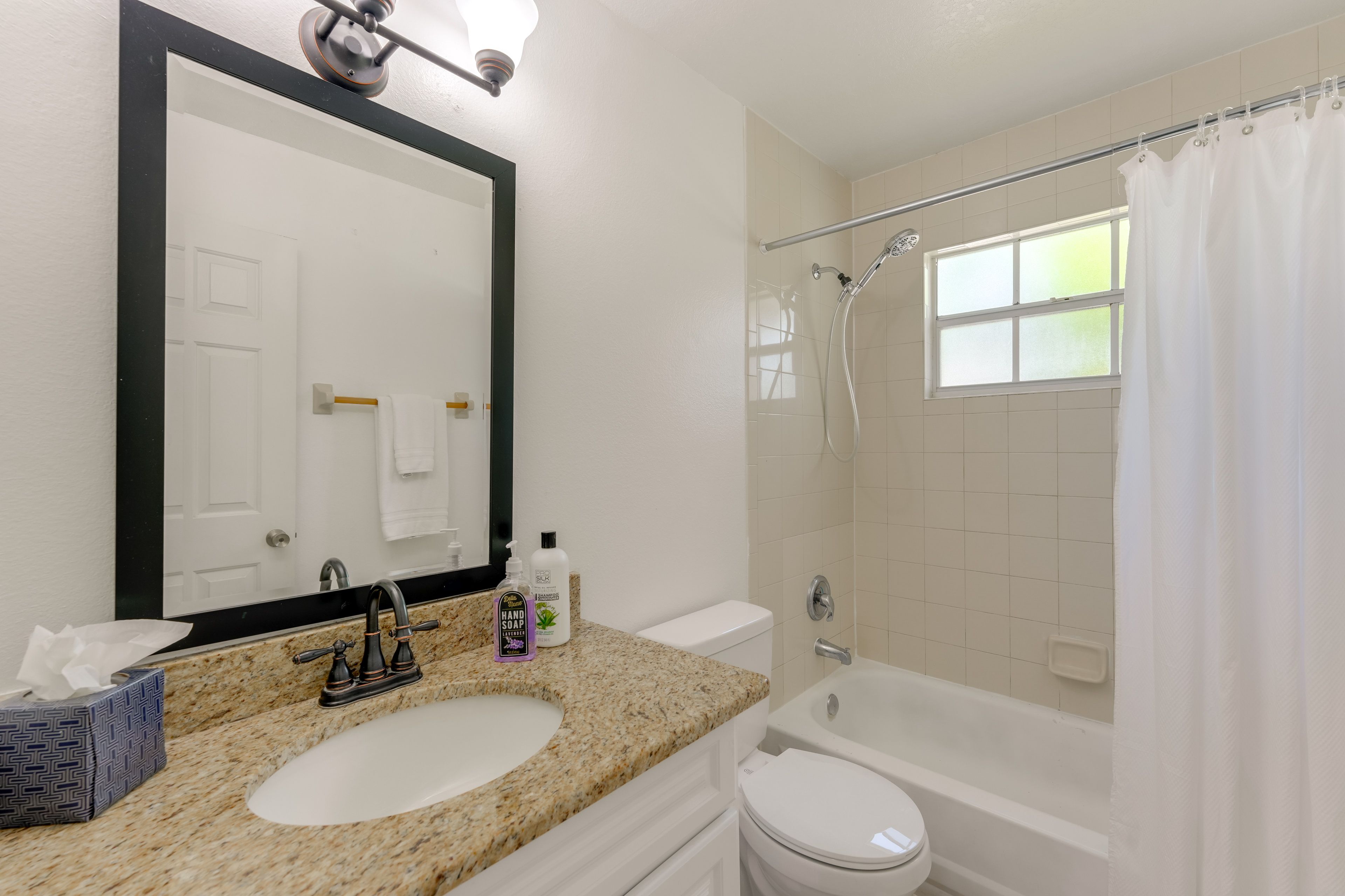 Full Bathroom