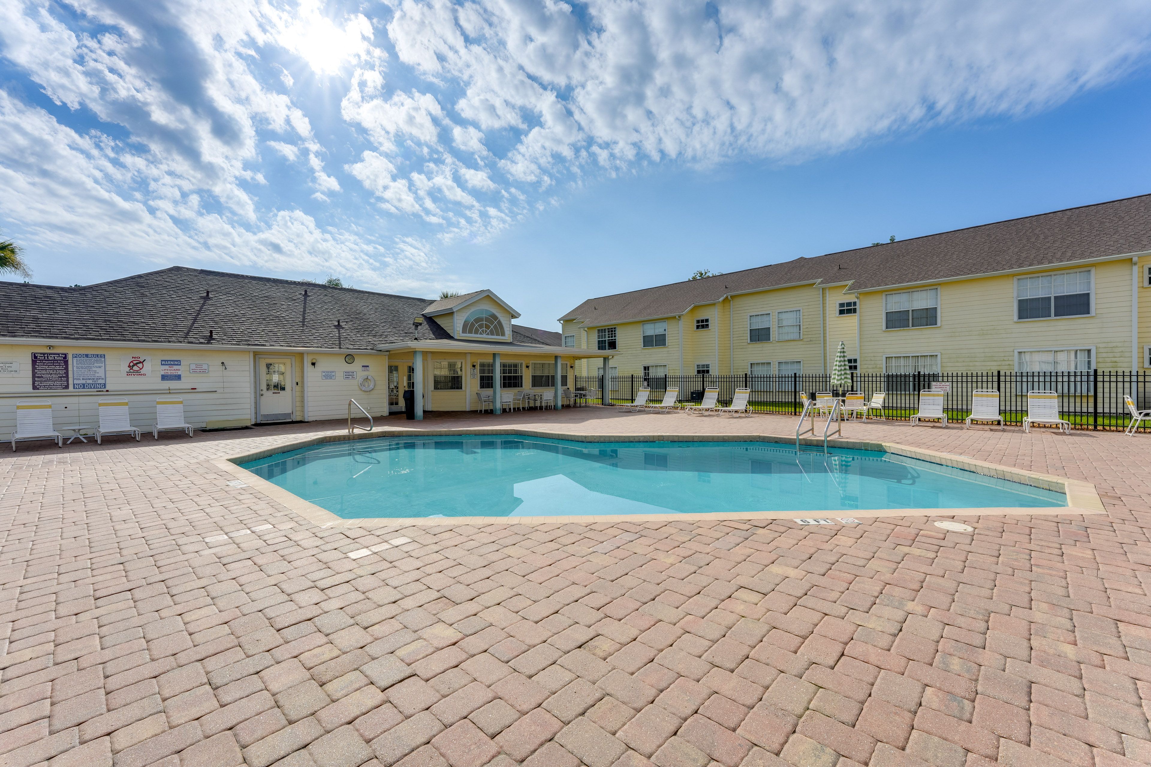 Villas at Laguna Bay | Community Pool