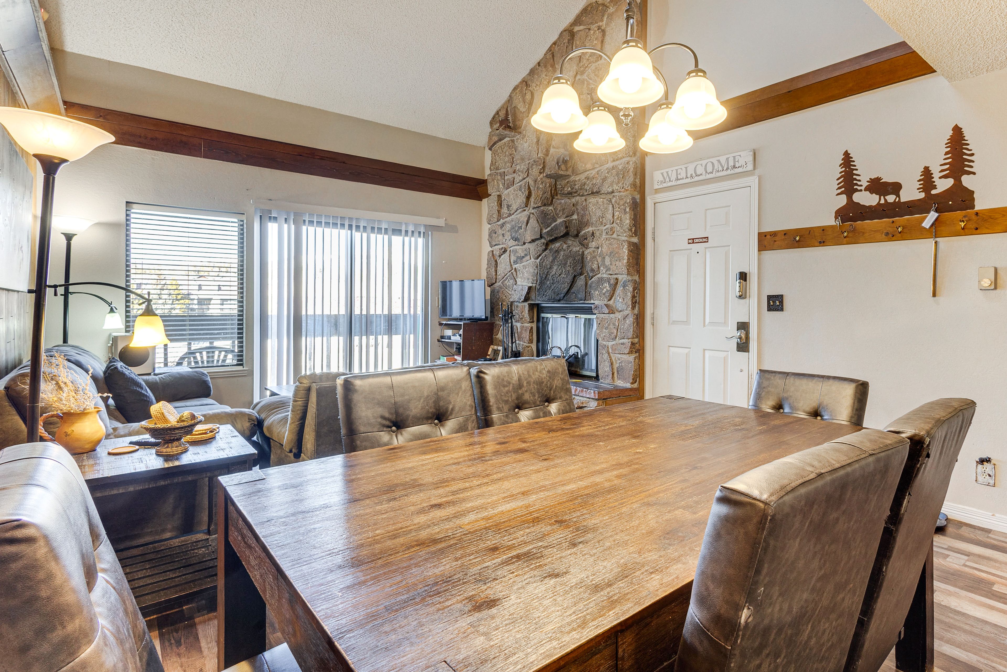 Dining Area | 1st Floor