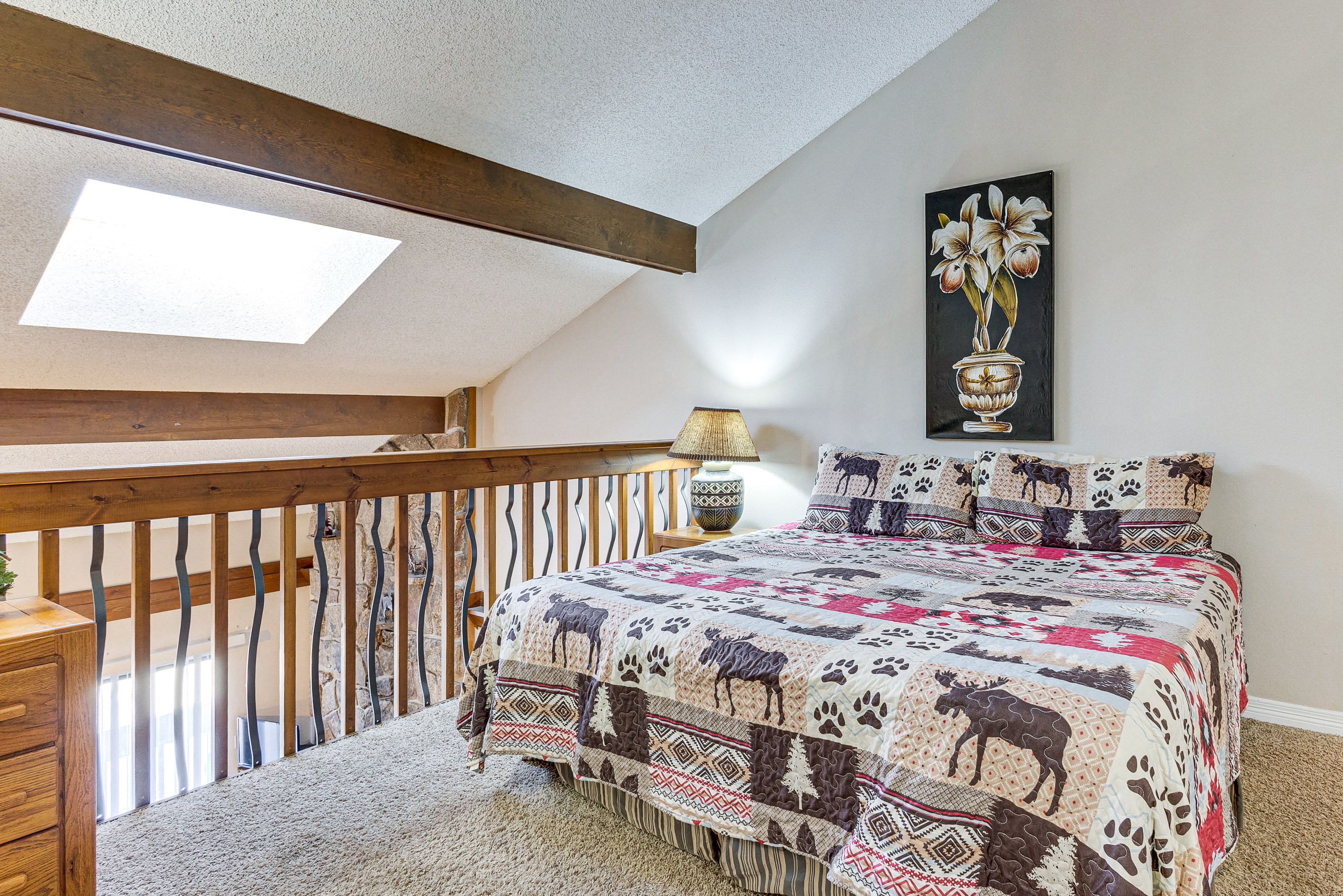 Bedroom 3 (Loft) | King Bed | 2nd Floor