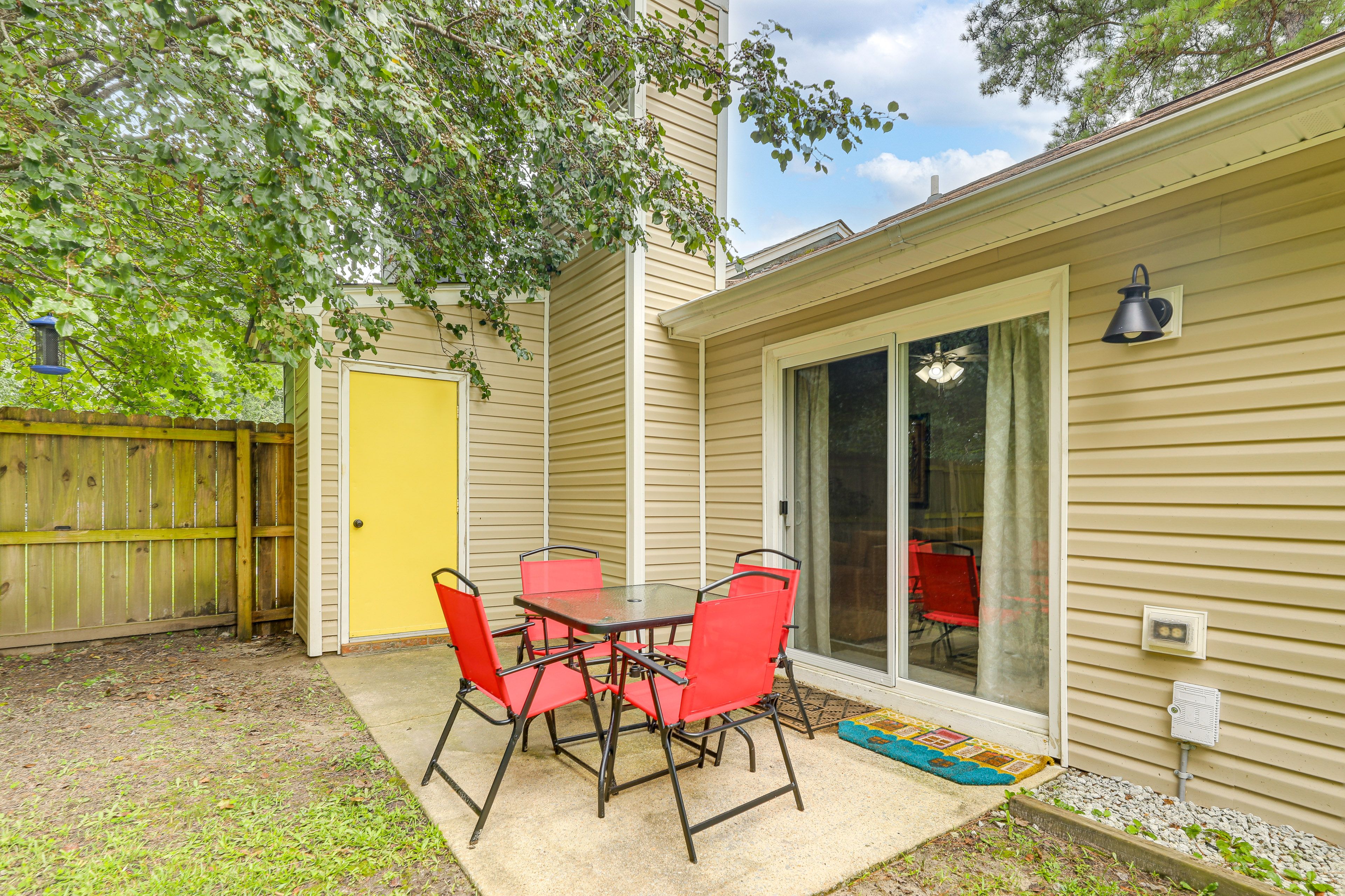 Exterior | Patio | Outdoor Dining Area