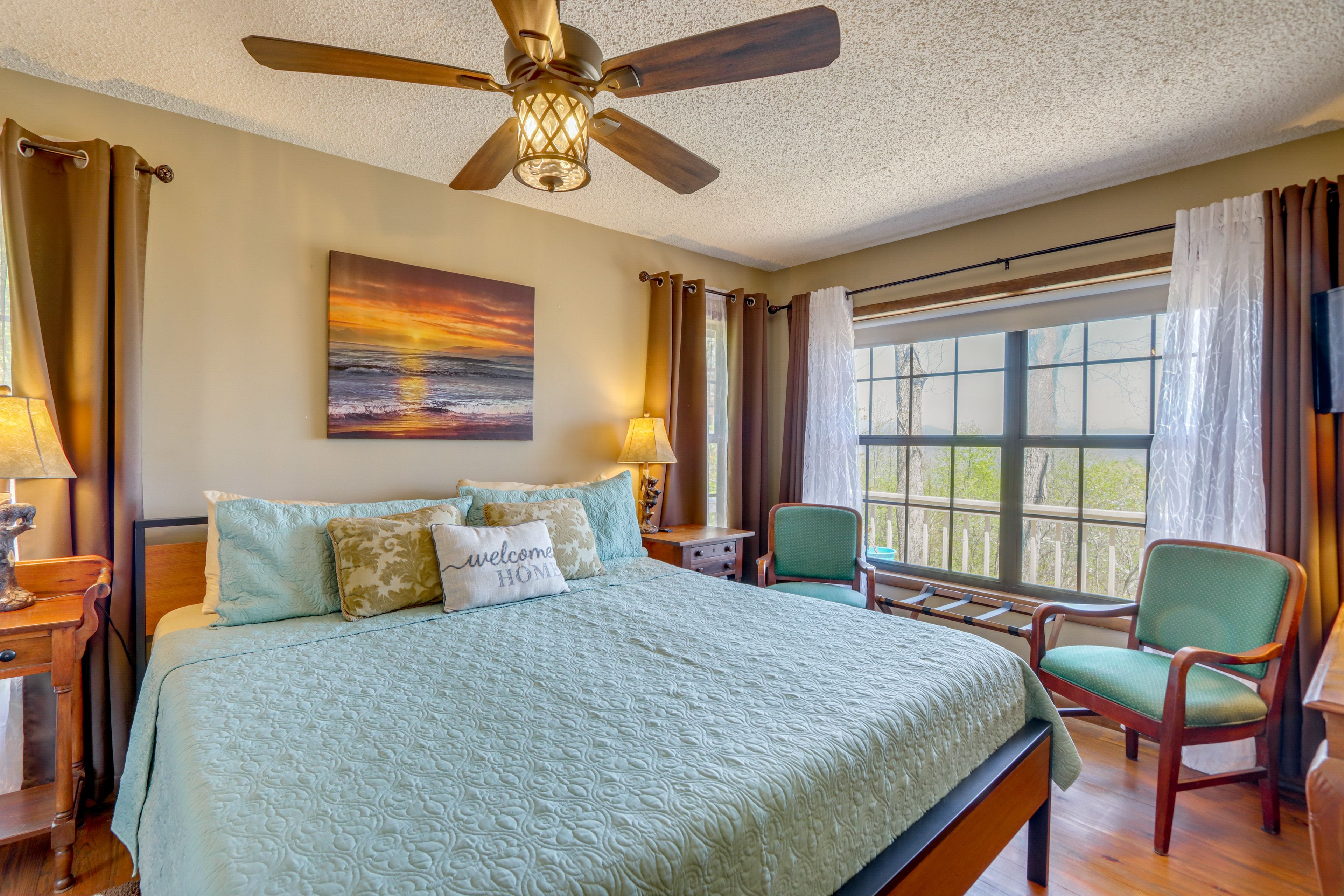 Bedroom 1 | King Bed | Main Level