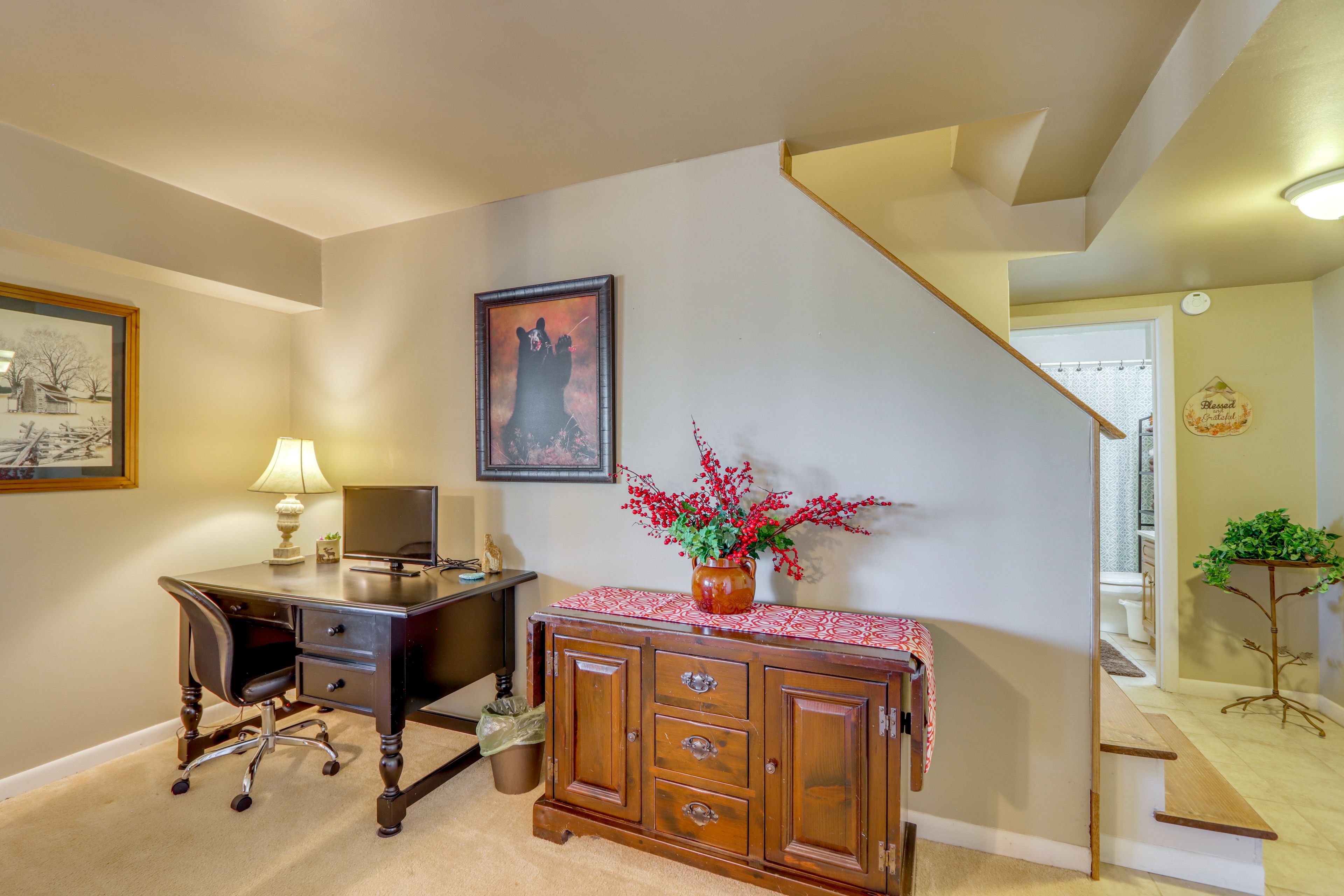 Dedicated Workspace | Lower Level