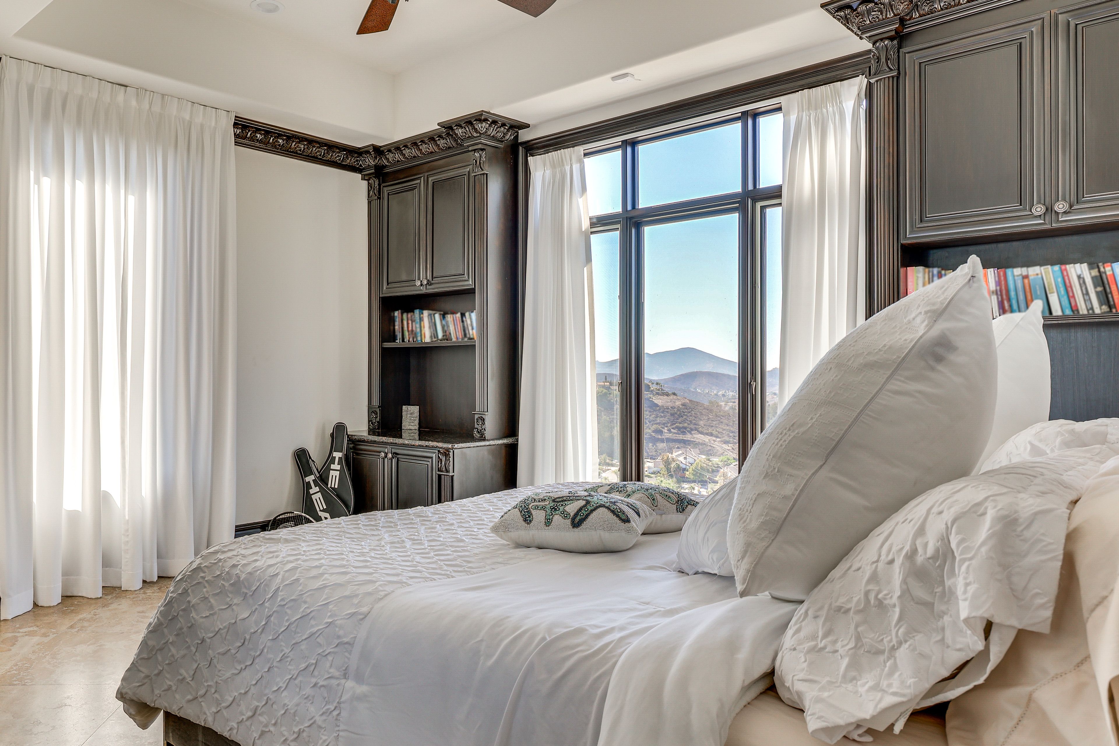 Bedroom 2 | 2nd Floor | King Bed