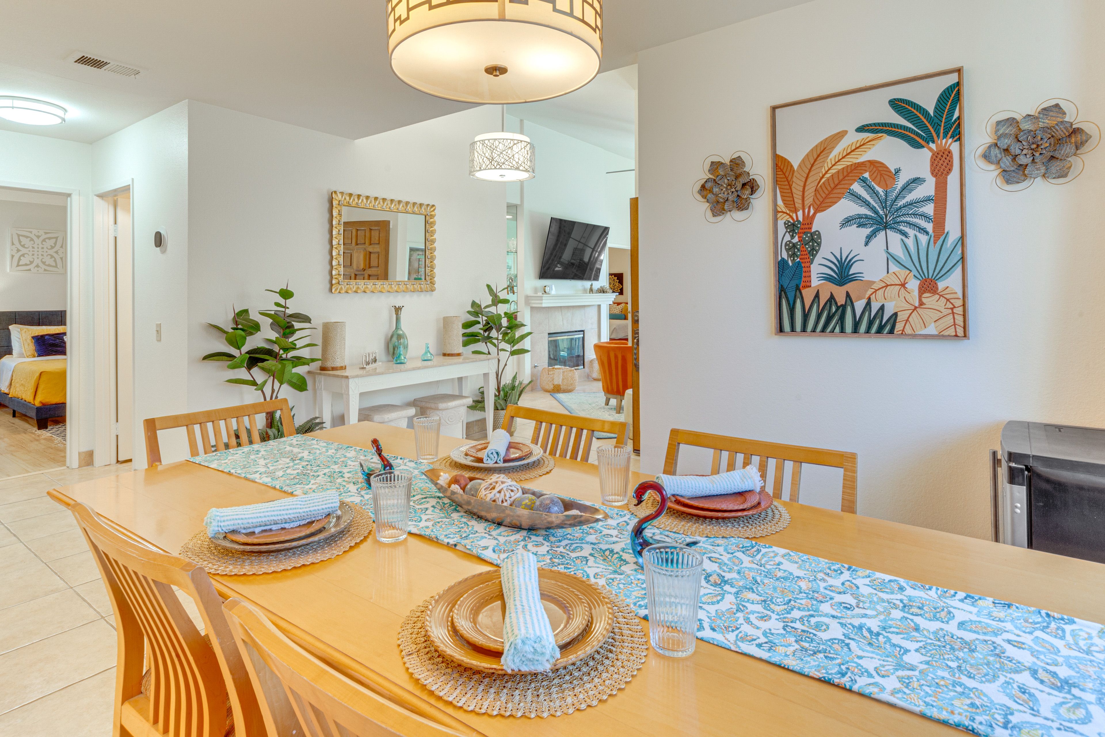 Dining Area | Single-Story Home