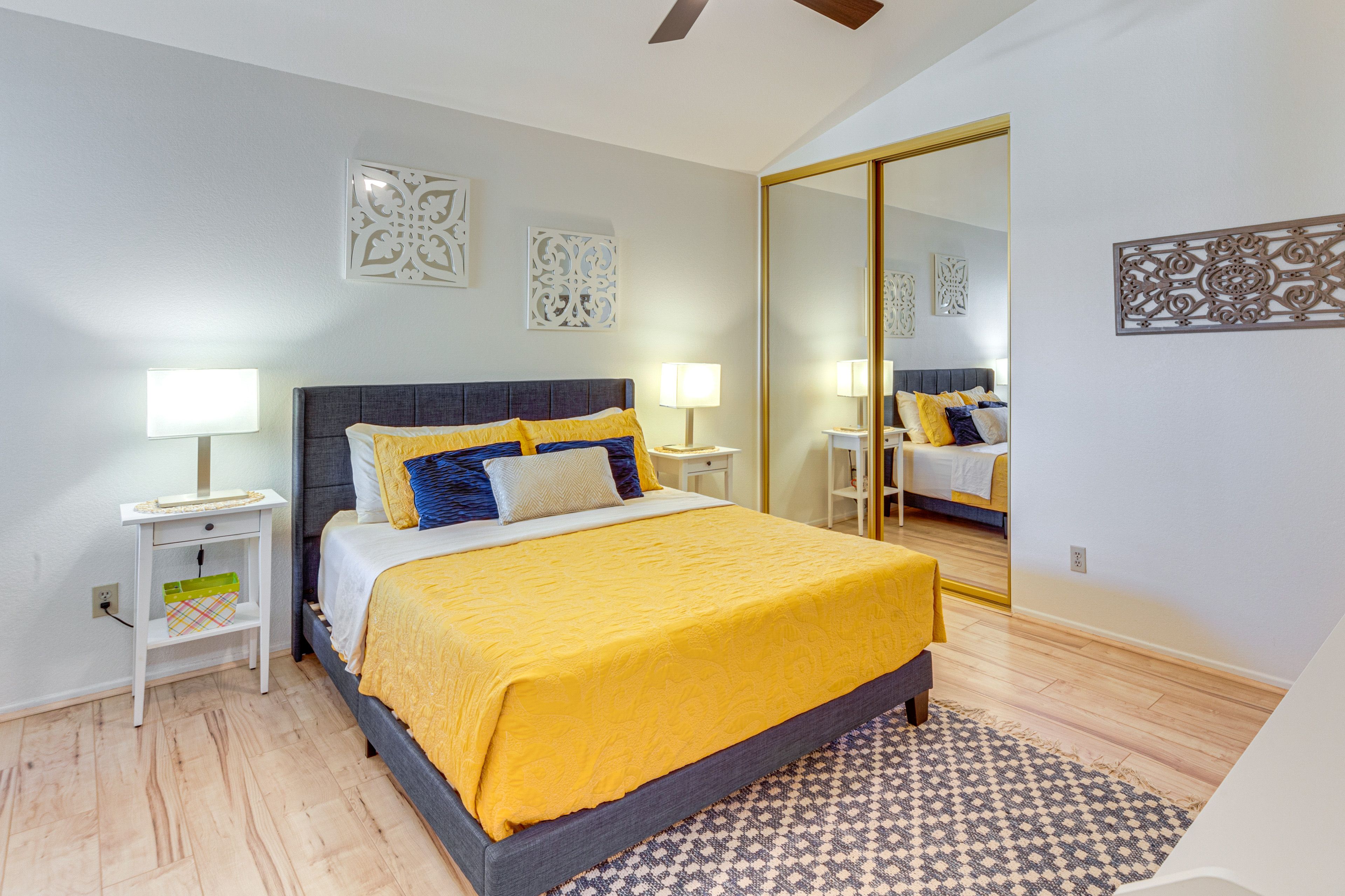 Bedroom 2 | Queen Bed | Desk Workspace