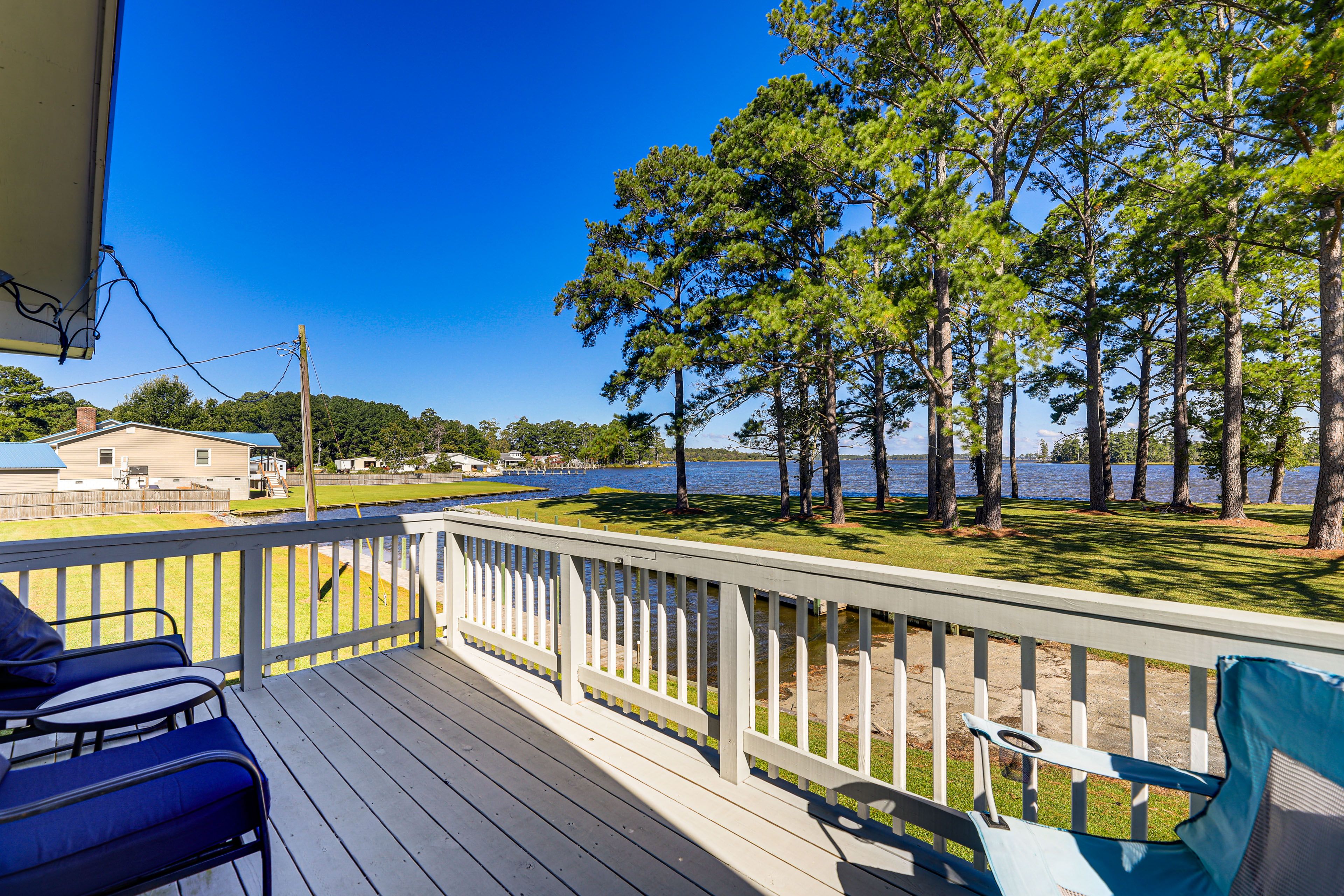 Aurora Vacation Rental | 2BR | 1BA | Stairs to Enter | 1,200 Sq Ft