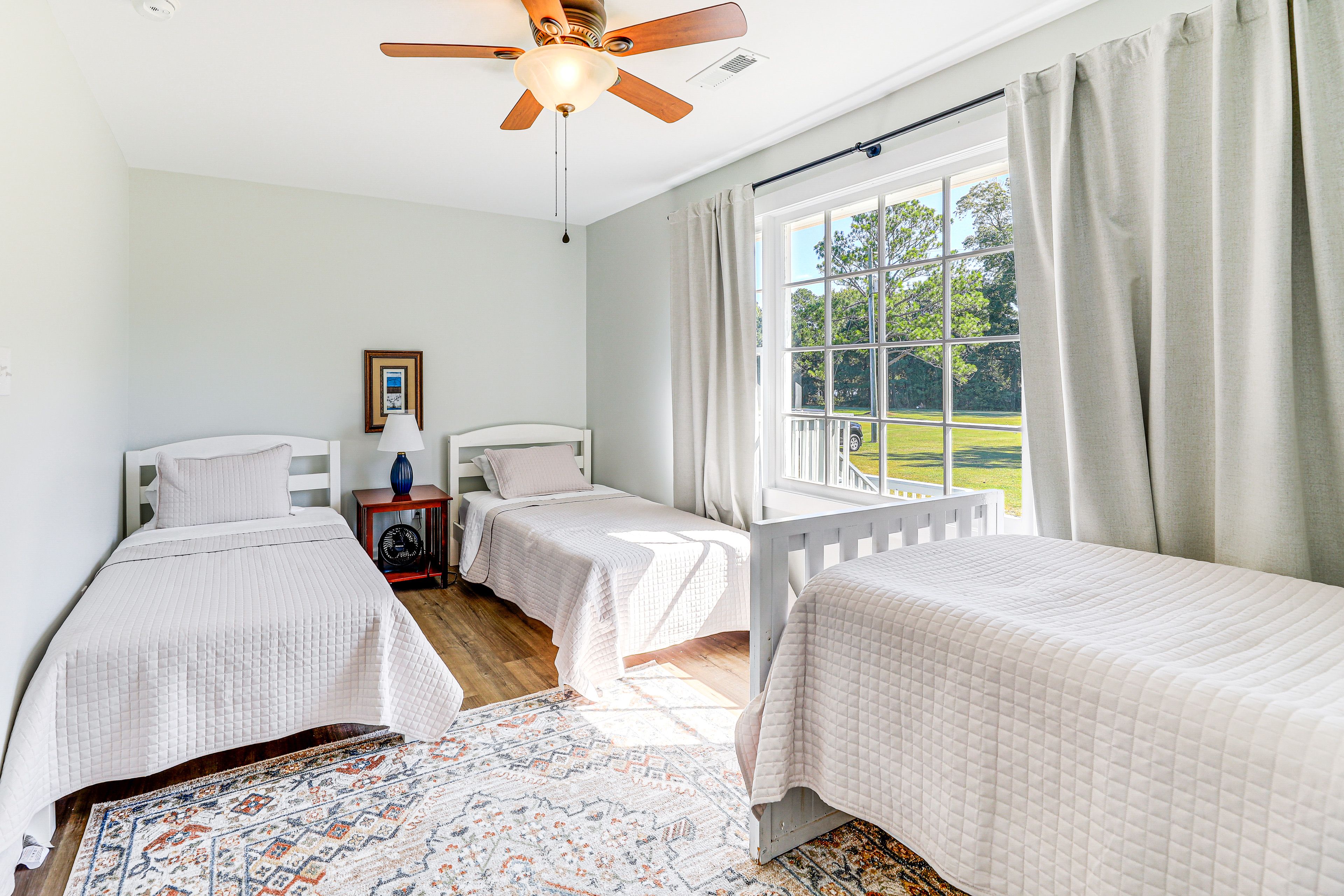 Bedroom 2 | 2 Twin Beds | Twin Bed