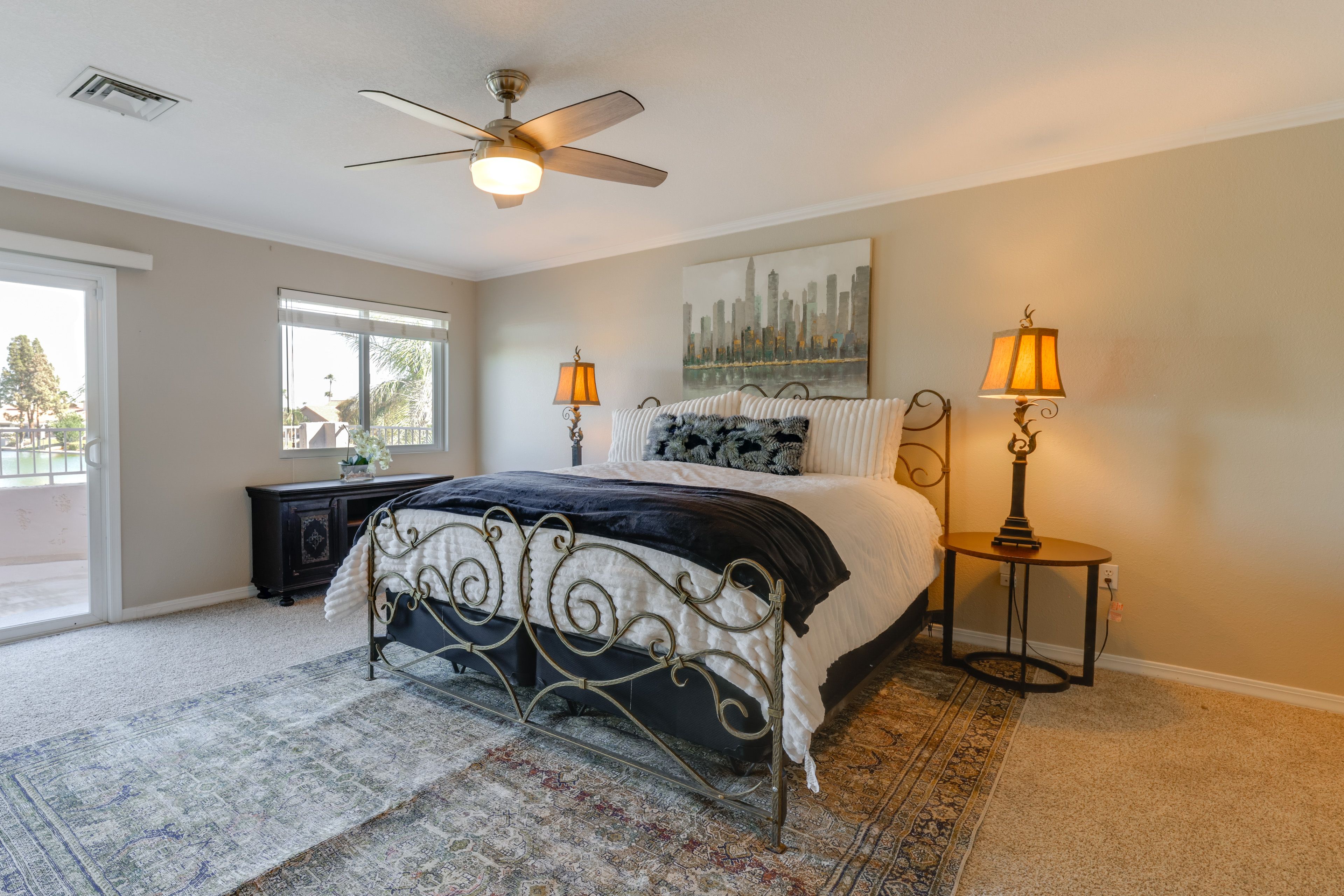 Bedroom 2 | King Bed | 2nd Floor