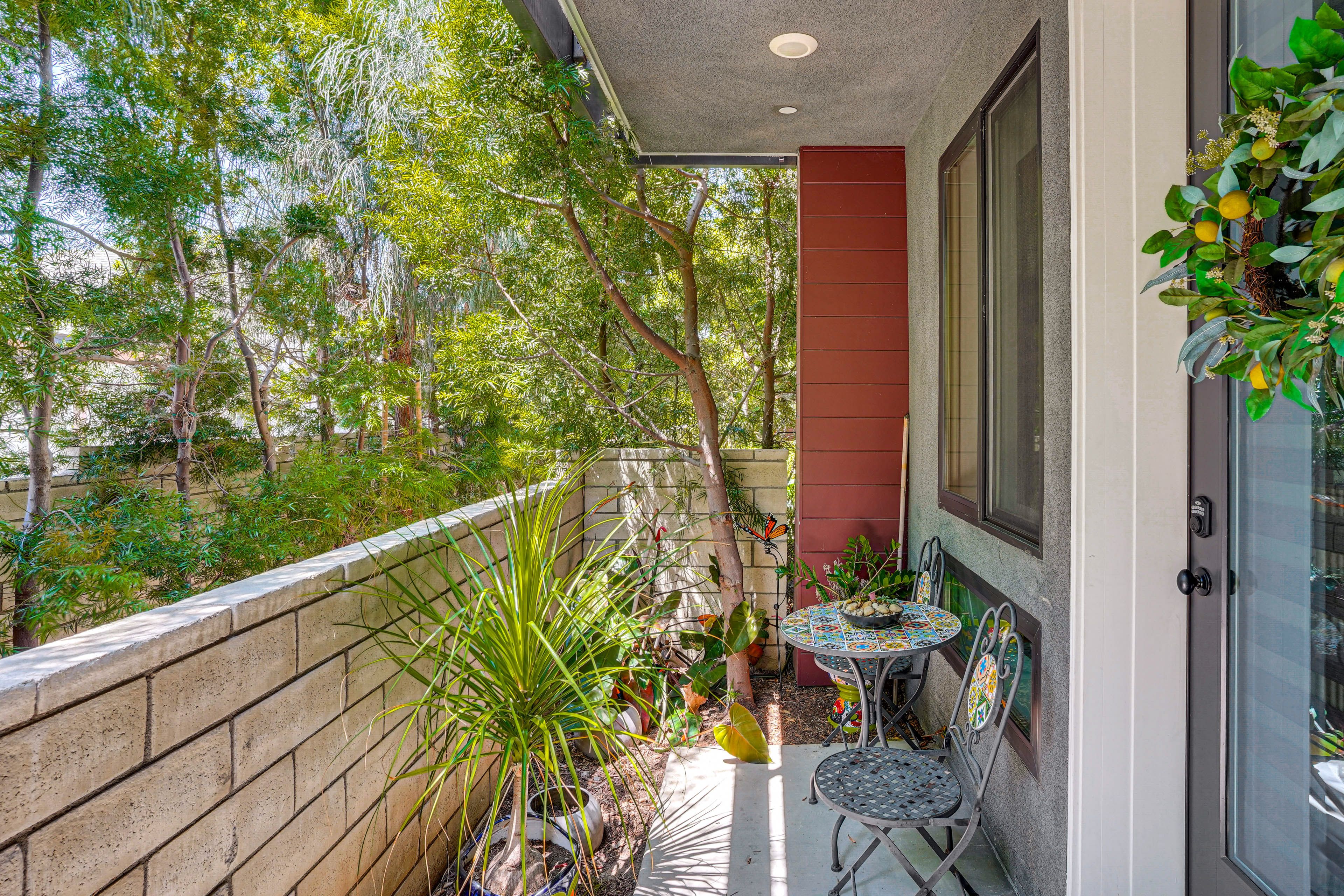 Main Entrance | Patio