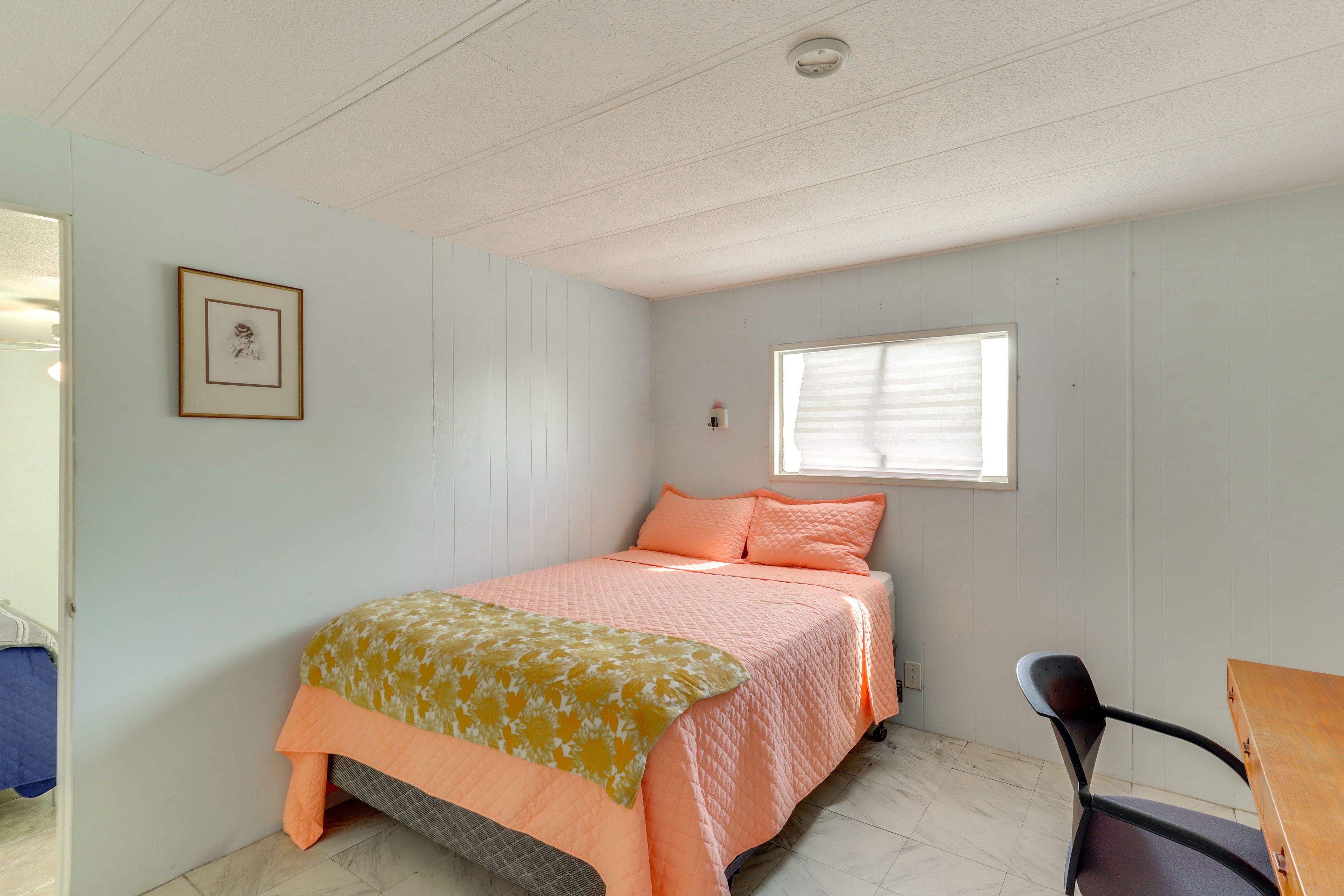 Bedroom 1 | Queen Bed | Linens Provided | Desk w/ Monitor