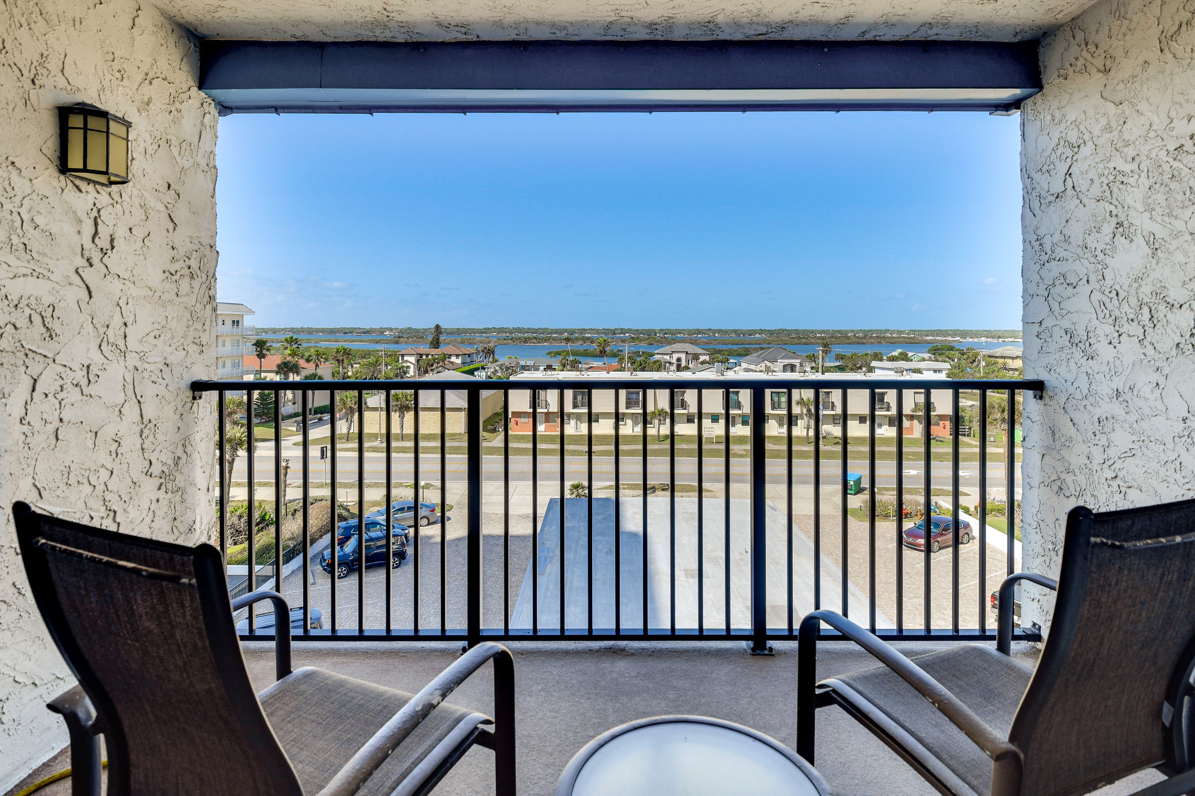 Cape Canaveral Views | Access to Danbury Breakers Amenities