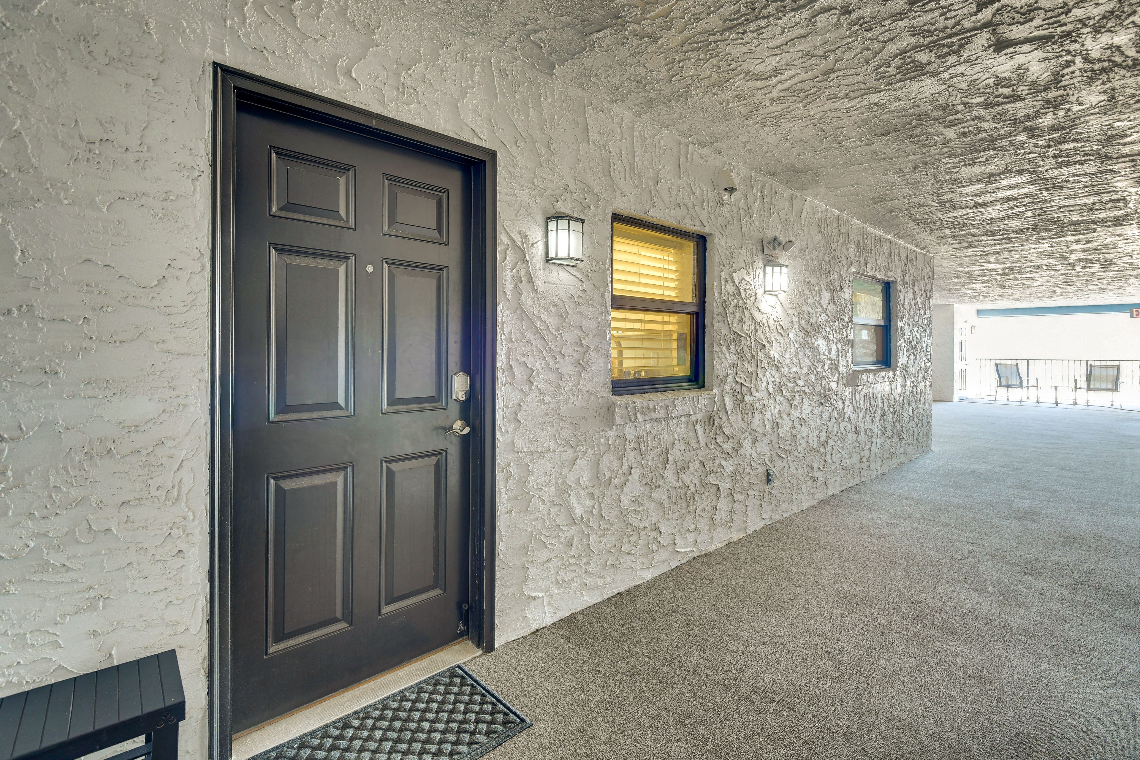 Parking | Community Lot (All Vehicles; First-Come, First-Served)