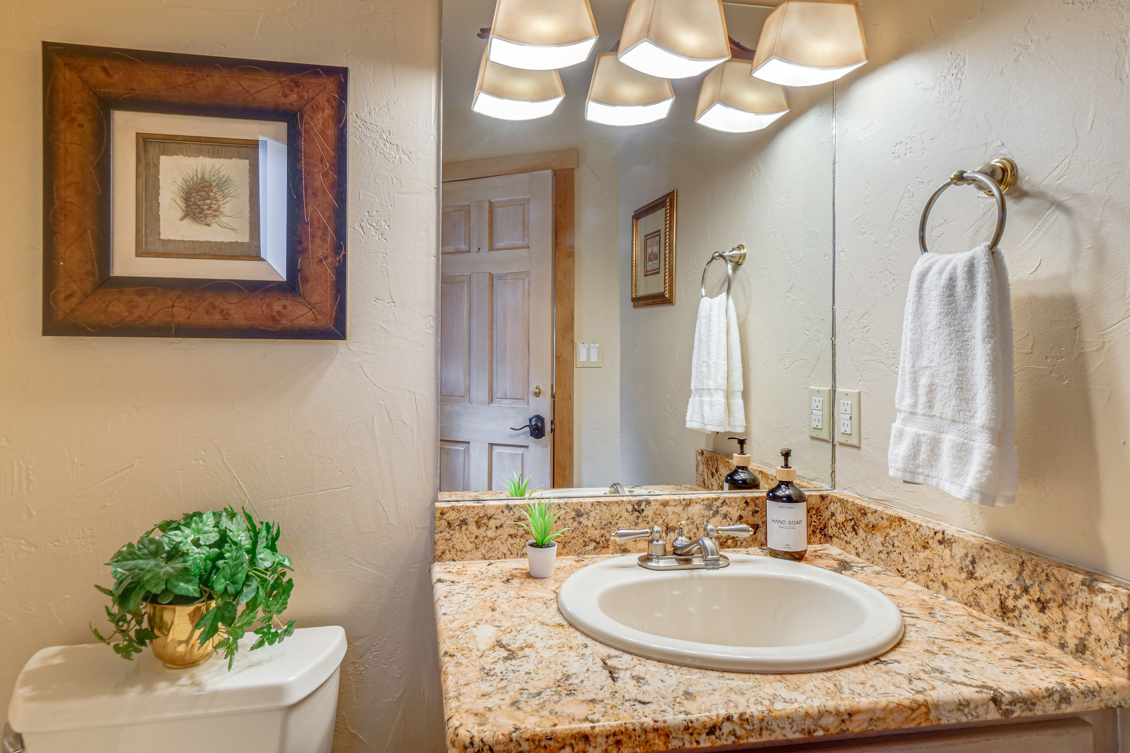 Half Bathroom | Upper Level