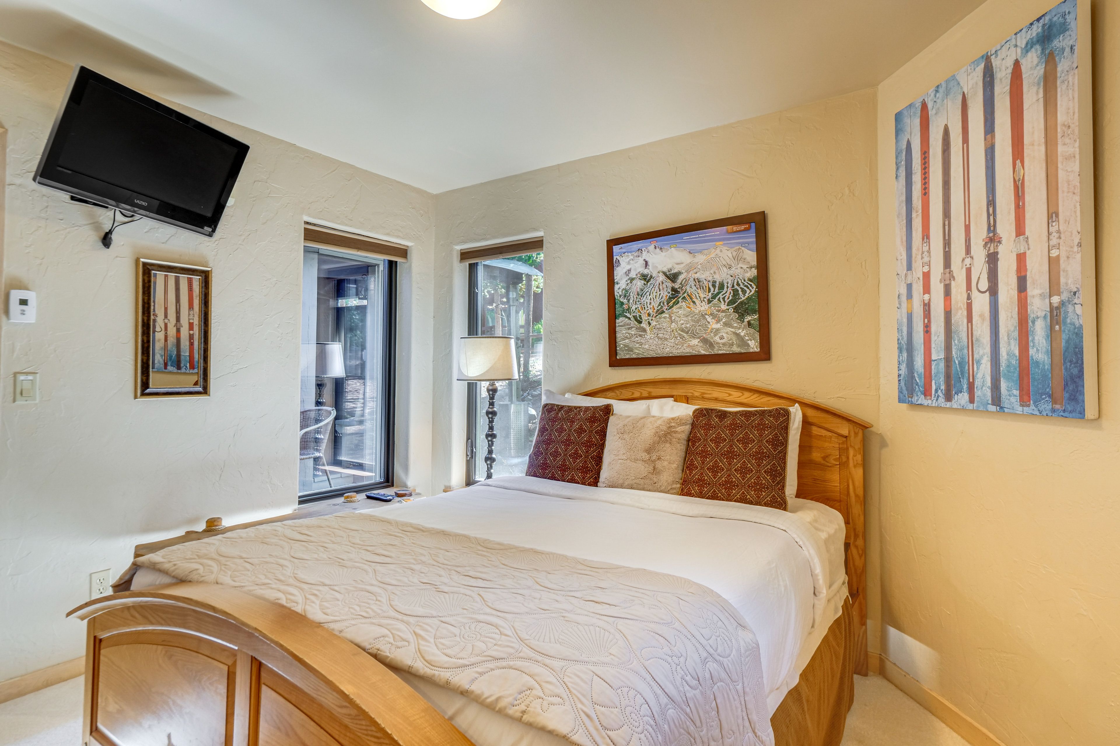 Bedroom 3 | Queen Bed | Upper Level