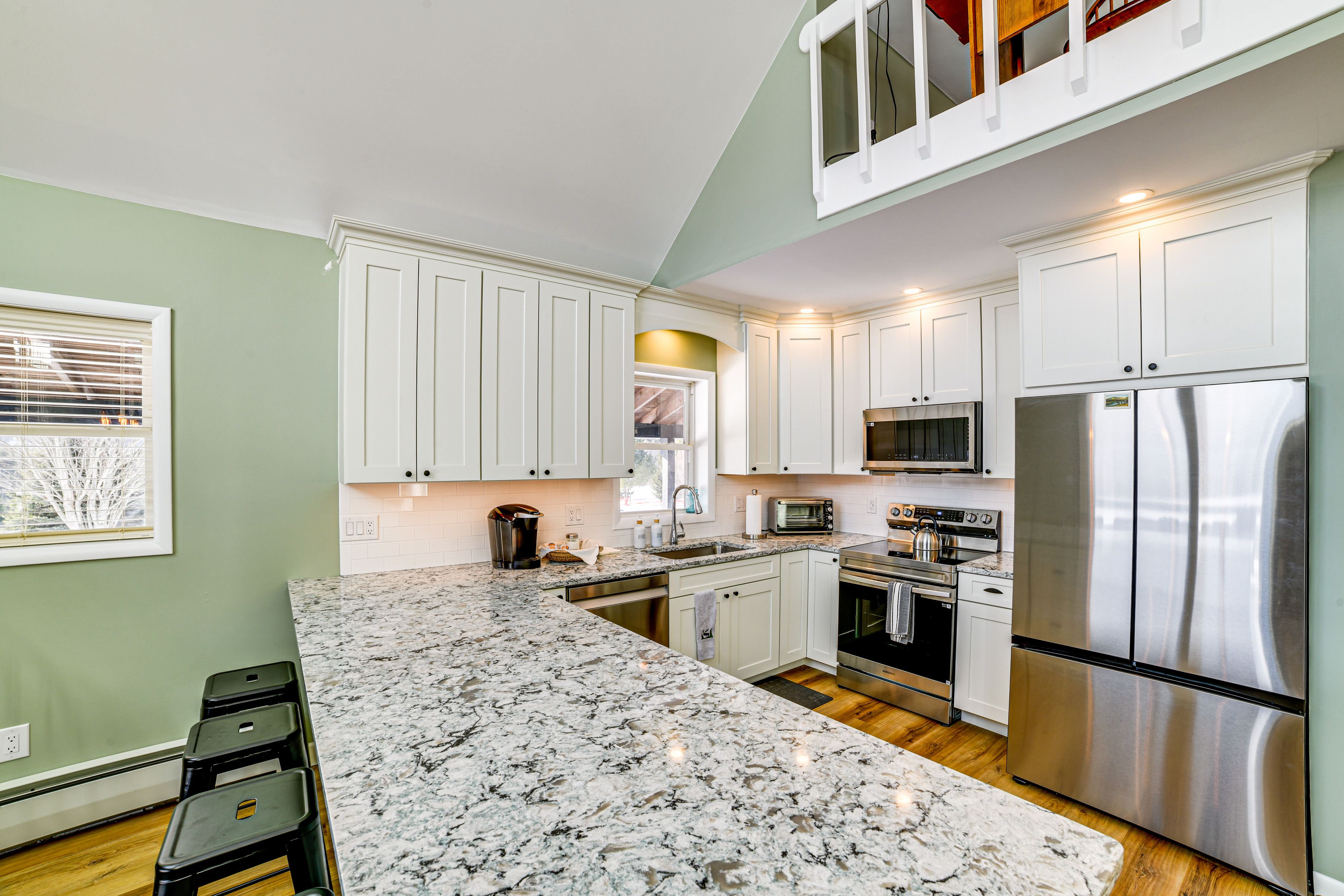 Kitchen | Blender | Spices | 1st Floor